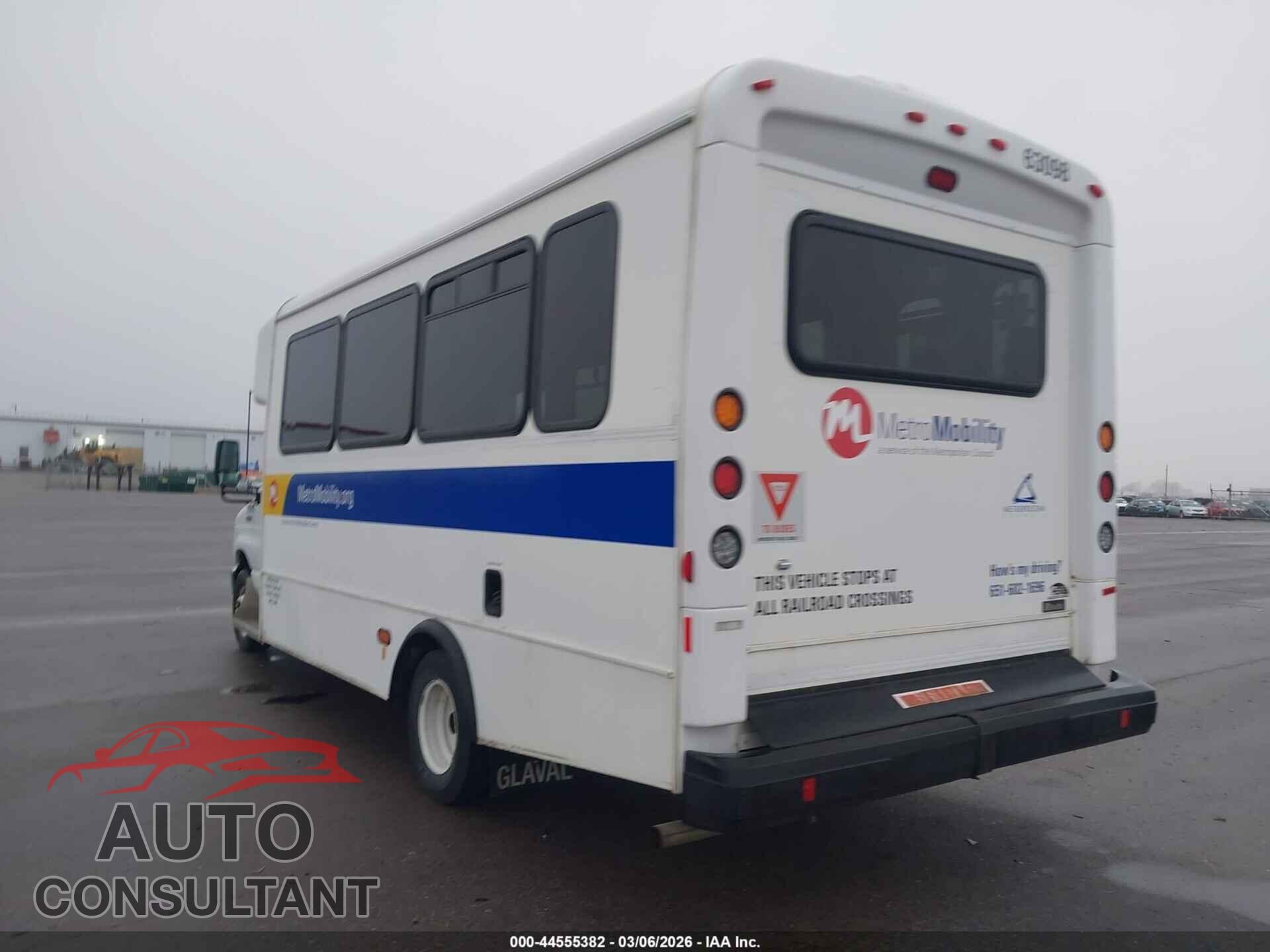 FORD E-450 CUTAWAY 2018 - 1FDFE4FS5JDC37911