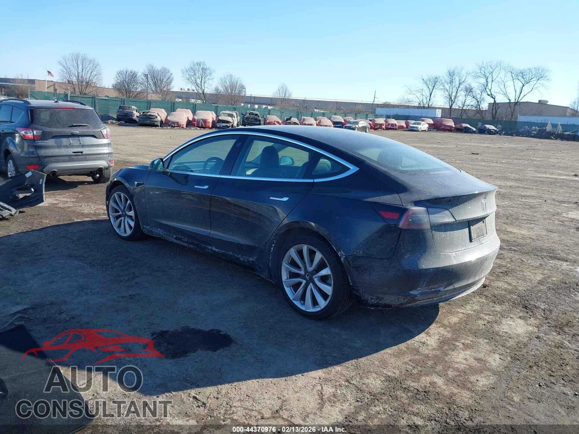 TESLA MODEL 3 2019 - 5YJ3E1EB7KF453387