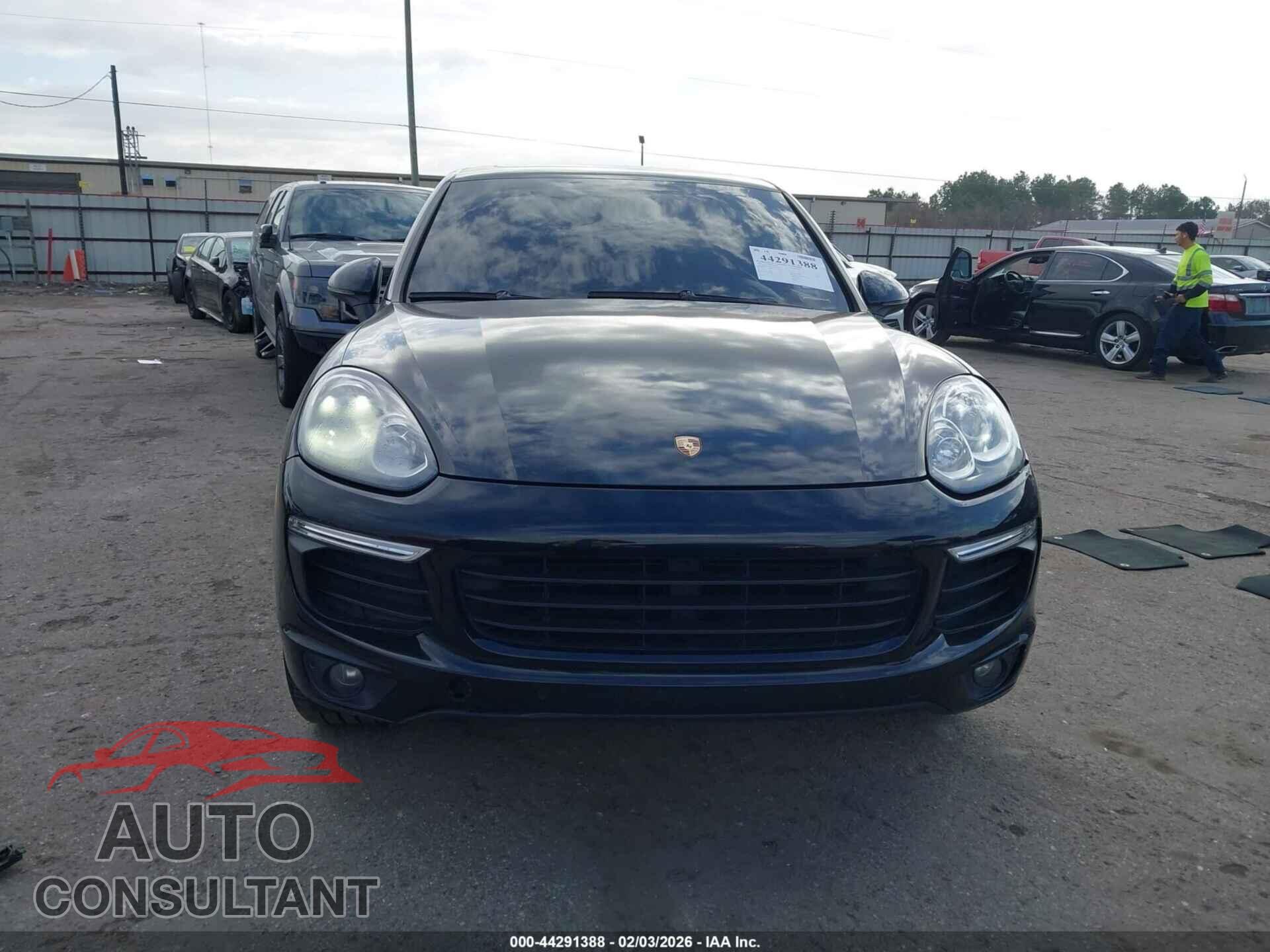 PORSCHE CAYENNE 2016 - WP1AA2A29GLA05654