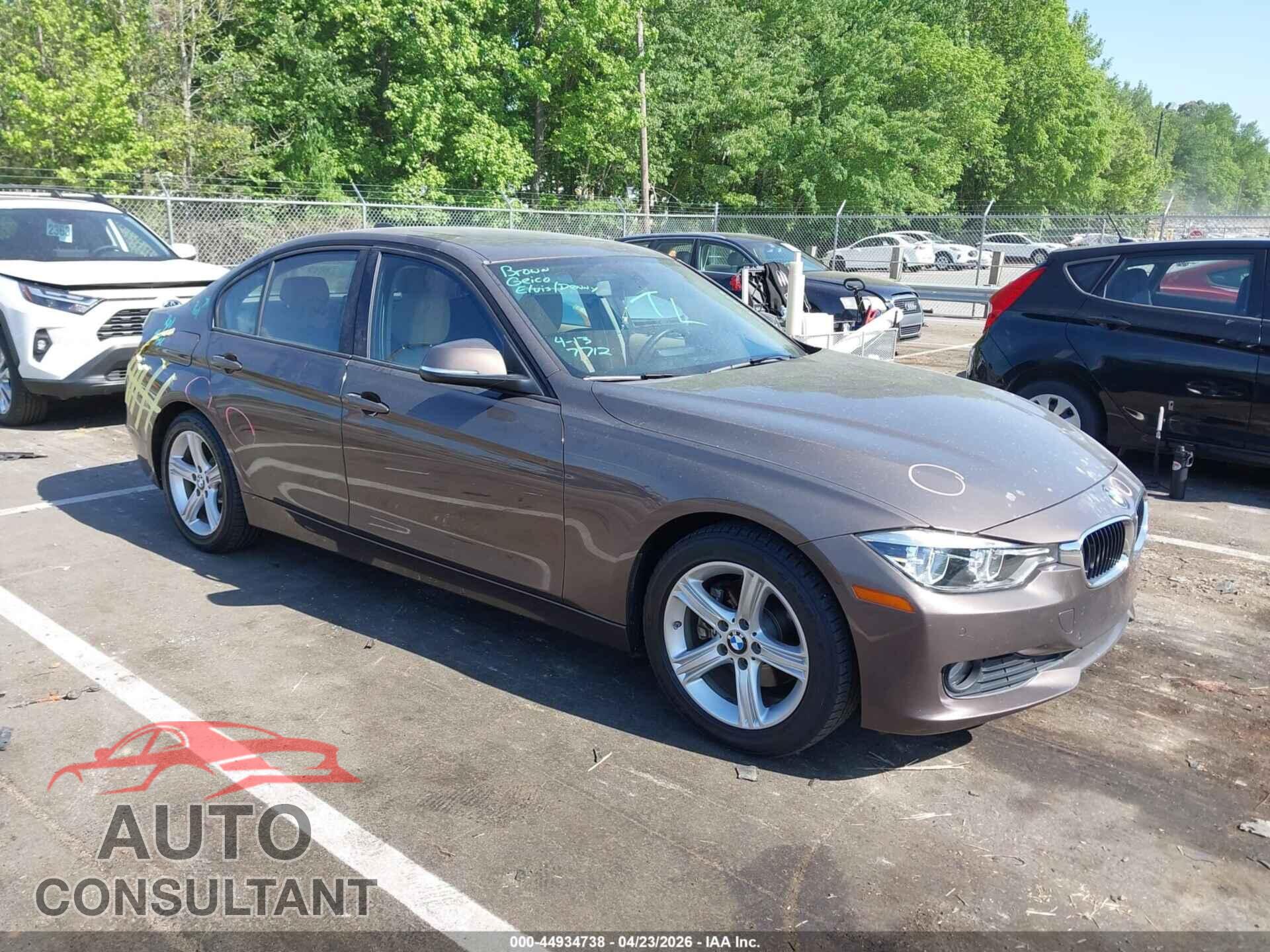 BMW 320I 2015 - WBA3B1G55FNT03296