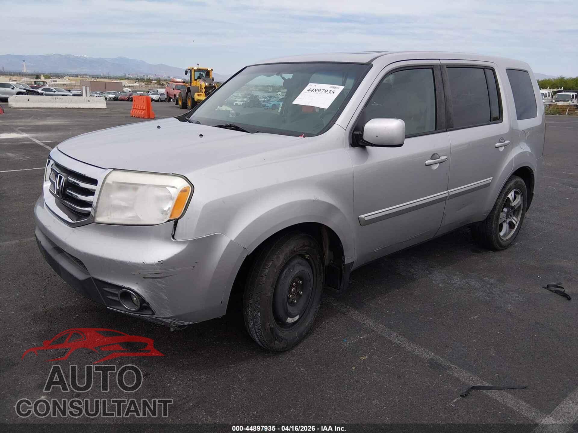 HONDA PILOT 2015 - 5FNYF3H31FB027770