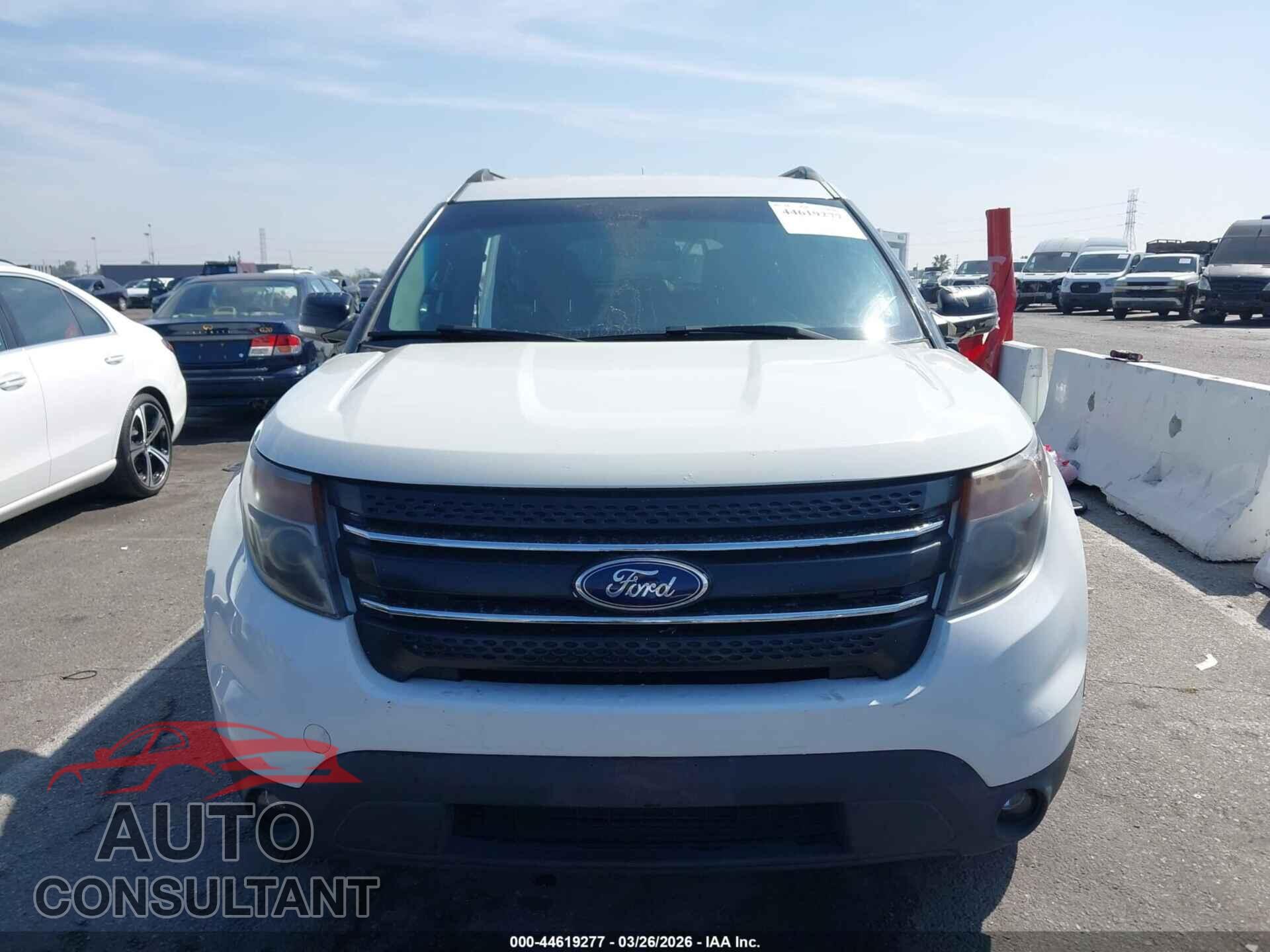 FORD EXPLORER 2015 - 1FM5K7D81FGA69476