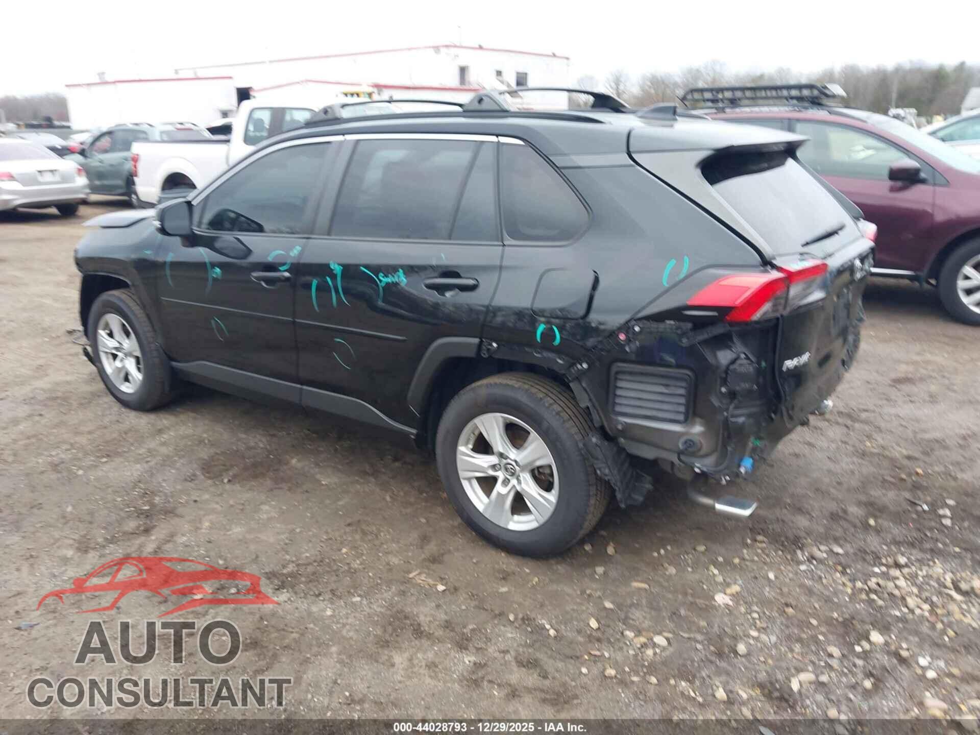 TOYOTA RAV4 2019 - JTMP1RFV7KJ006202