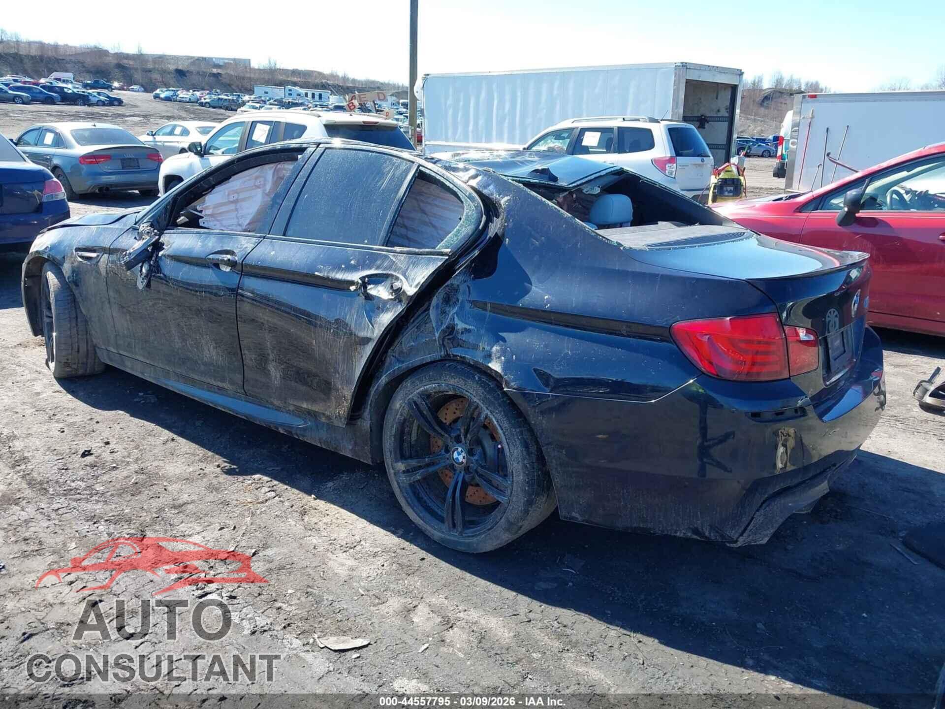 BMW M5 2013 - WBSFV9C5XDC772509