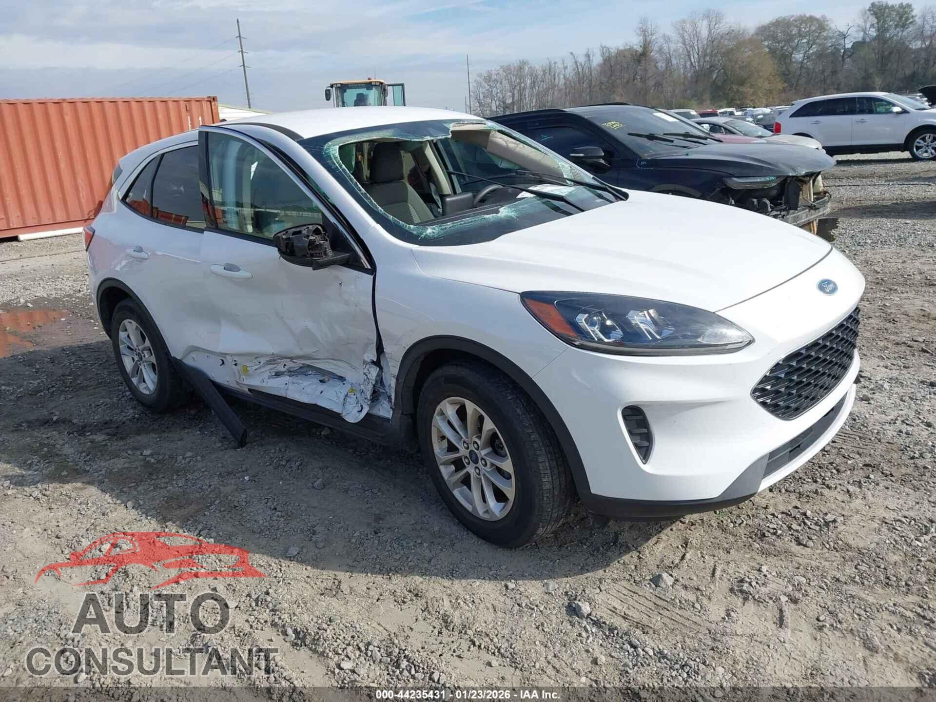 FORD ESCAPE 2020 - 1FMCU0G68LUA67546