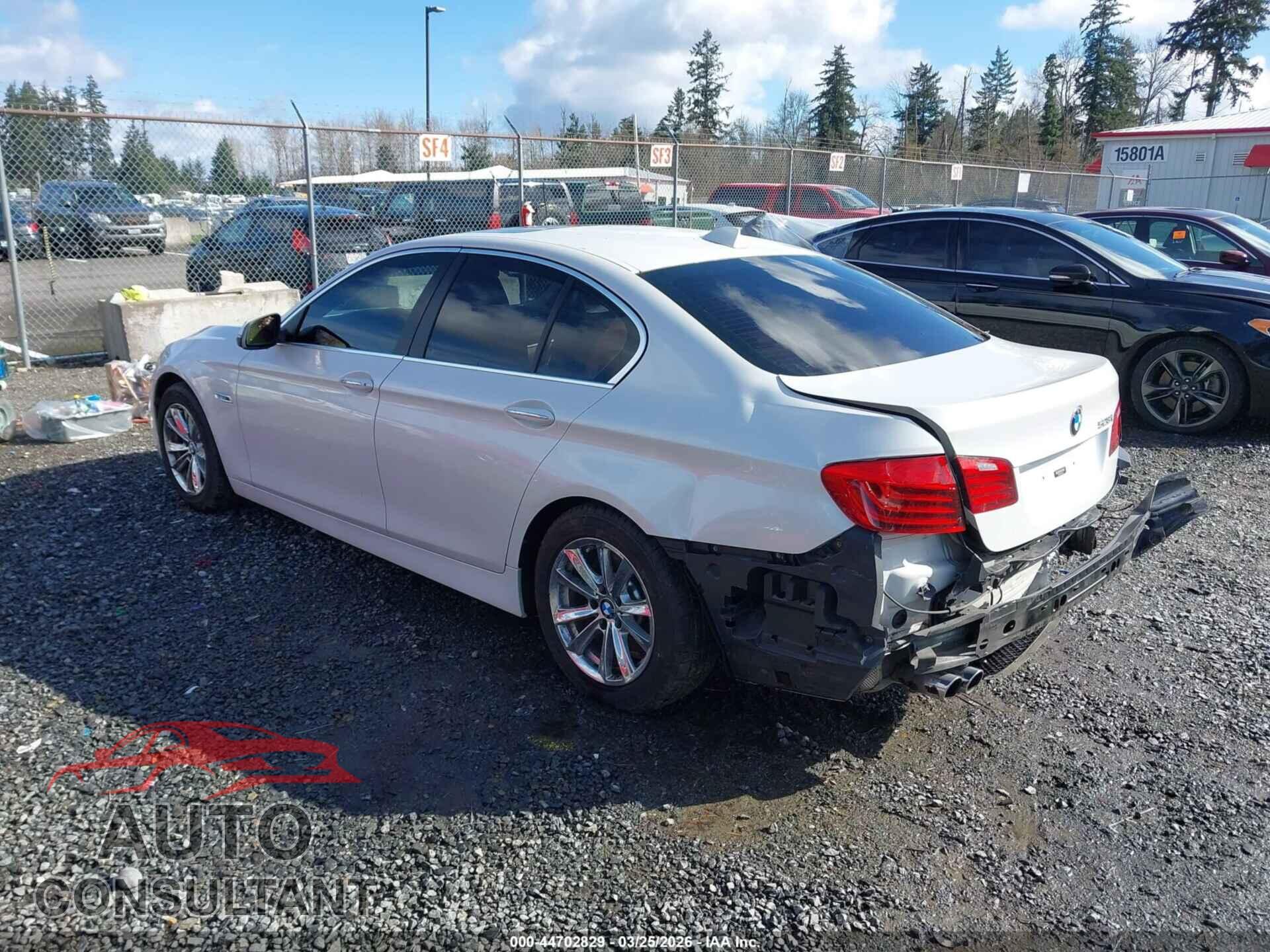 BMW 528I 2014 - WBA5A5C53ED501324