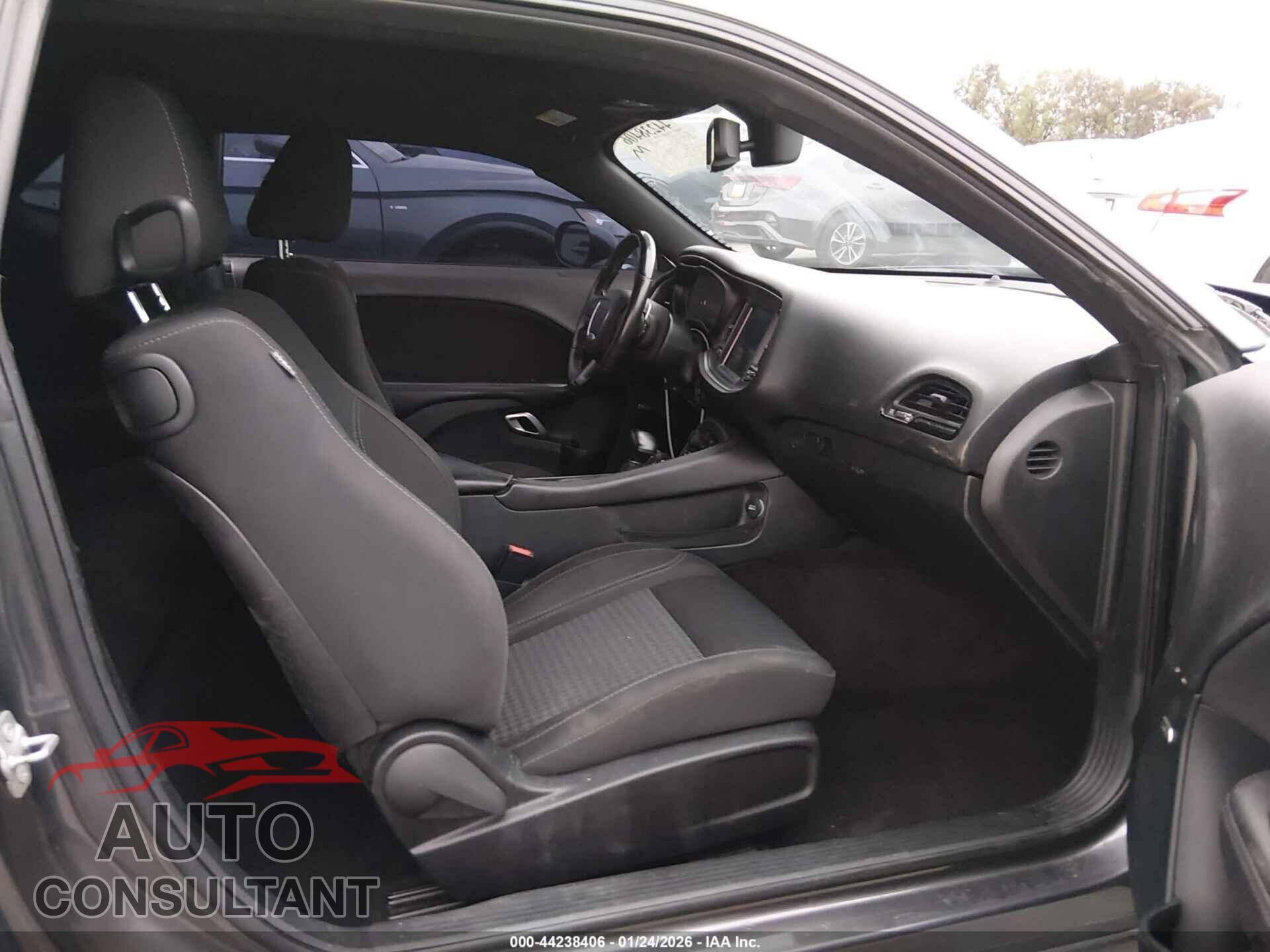 DODGE CHALLENGER 2018 - 2C3CDZAG0JH251457