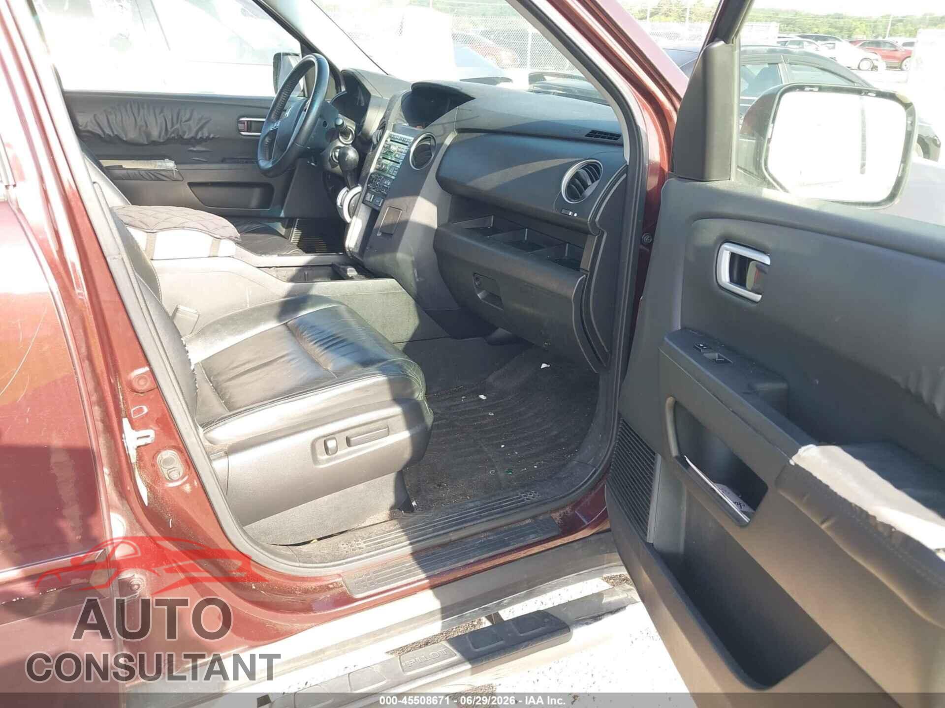 HONDA PILOT 2011 - 5FNYF3H67BB014431