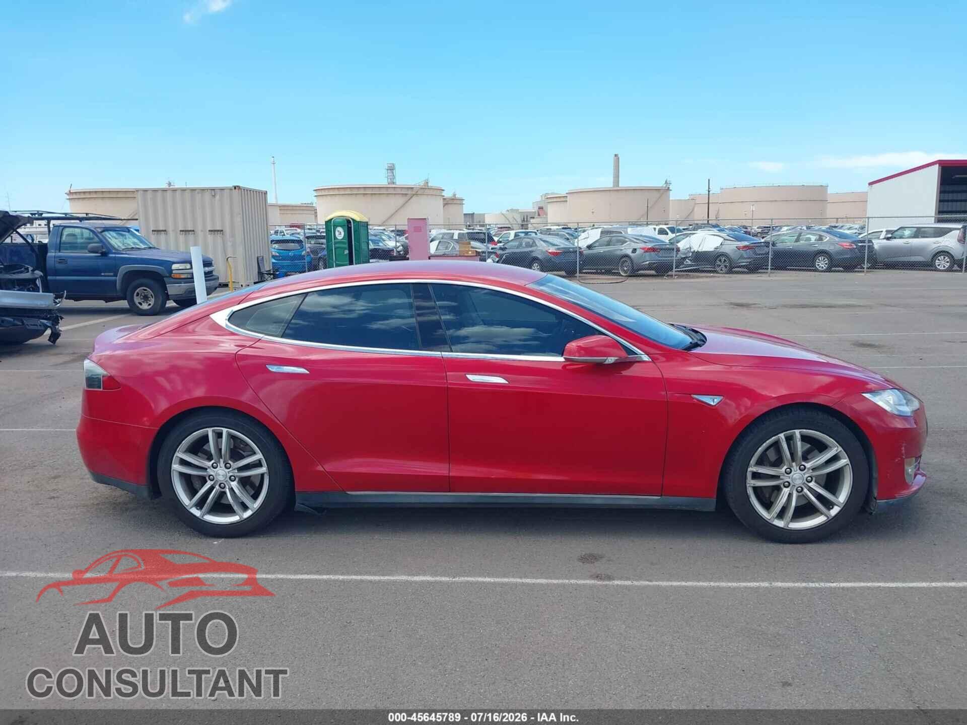 TESLA MODEL S 2014 - 5YJSA1S19EFP38695