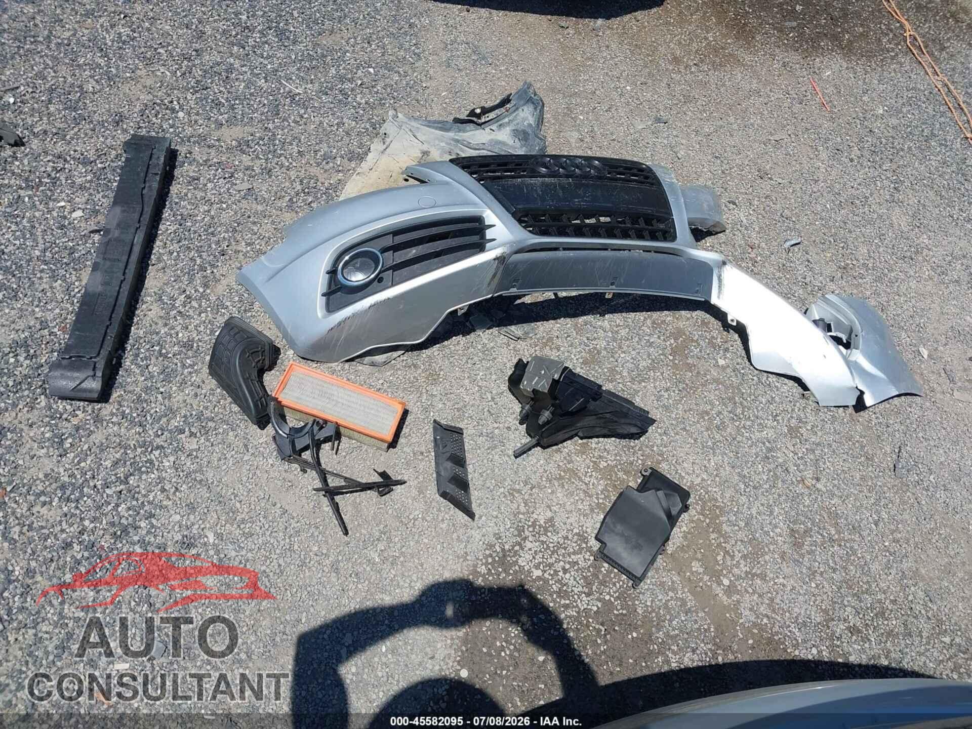 AUDI A4 2012 - WAUFFAFL2CN008072