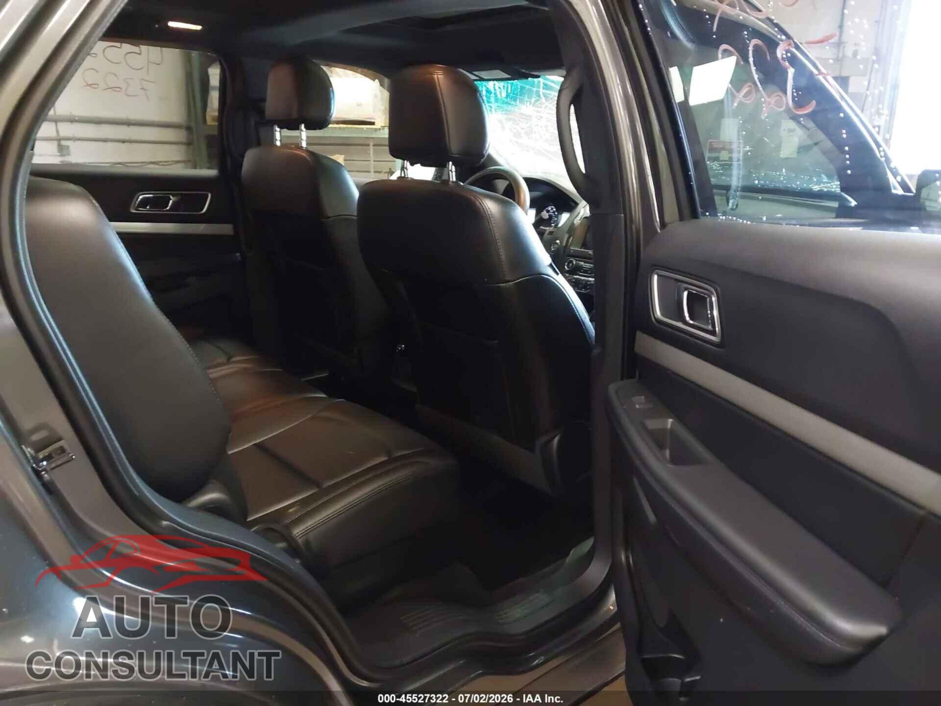 FORD EXPLORER 2017 - 1FM5K8D87HGA18556