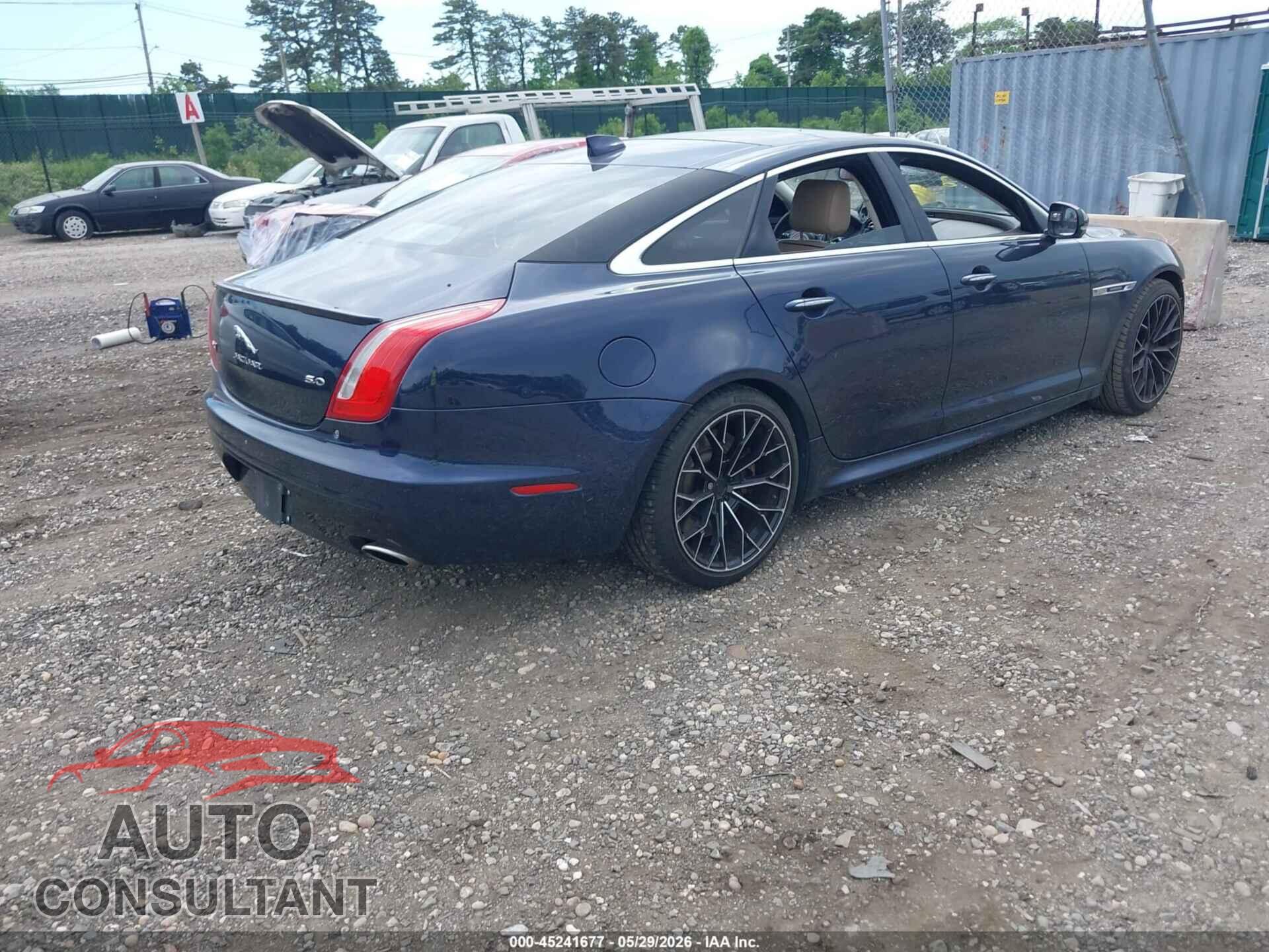 JAGUAR XJ 2017 - SAJWA1CE8HMW10738