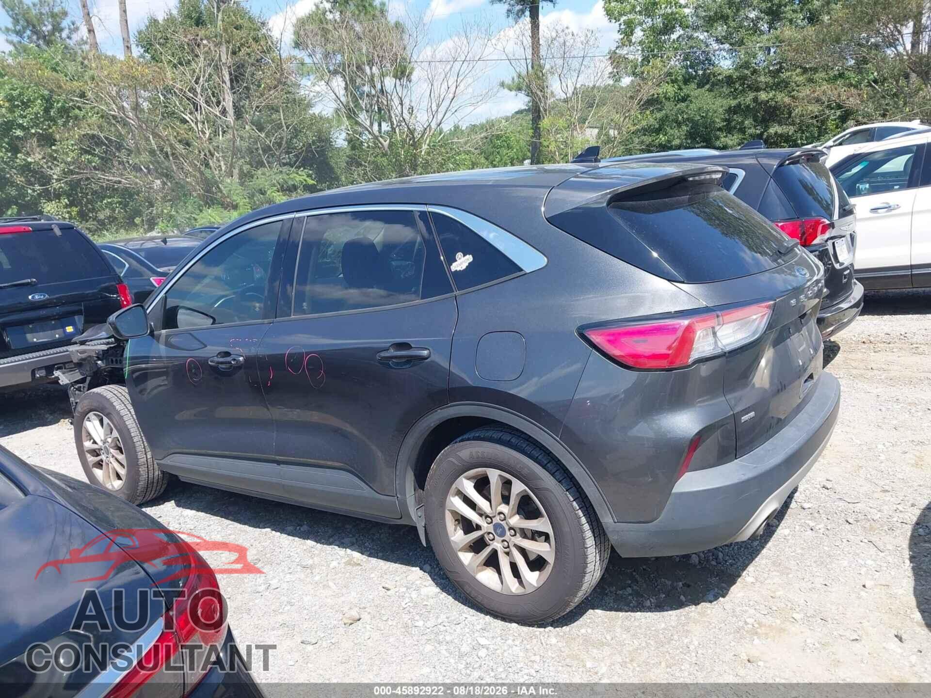 FORD ESCAPE 2020 - 1FMCU0G60LUA45766