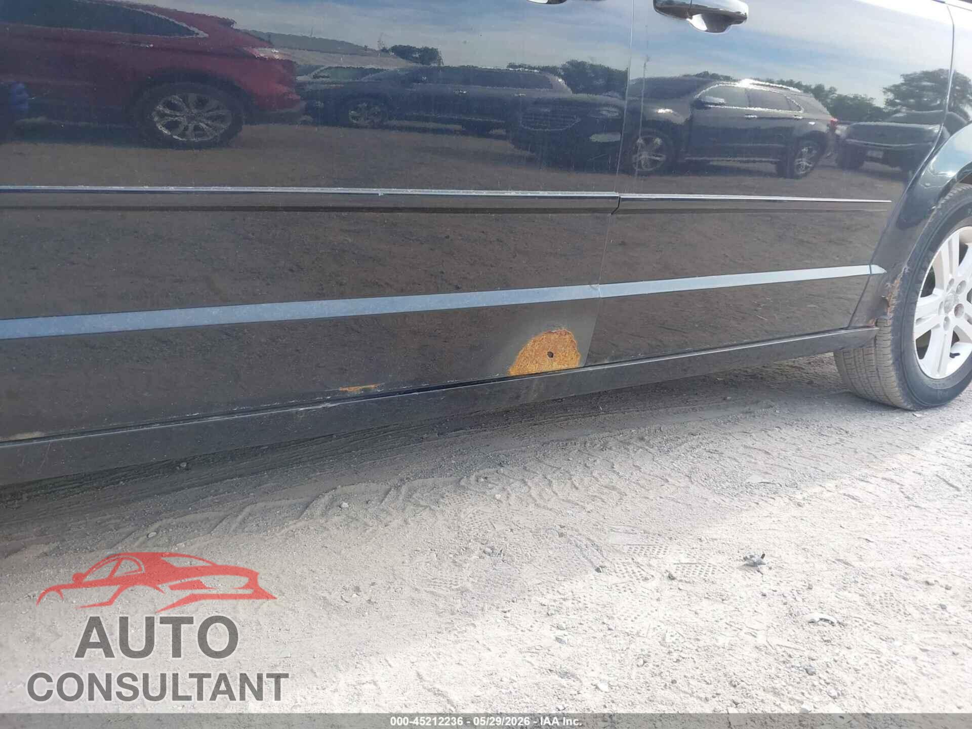 DODGE GRAND CARAVAN 2011 - 2D4RN5DG0BR683049