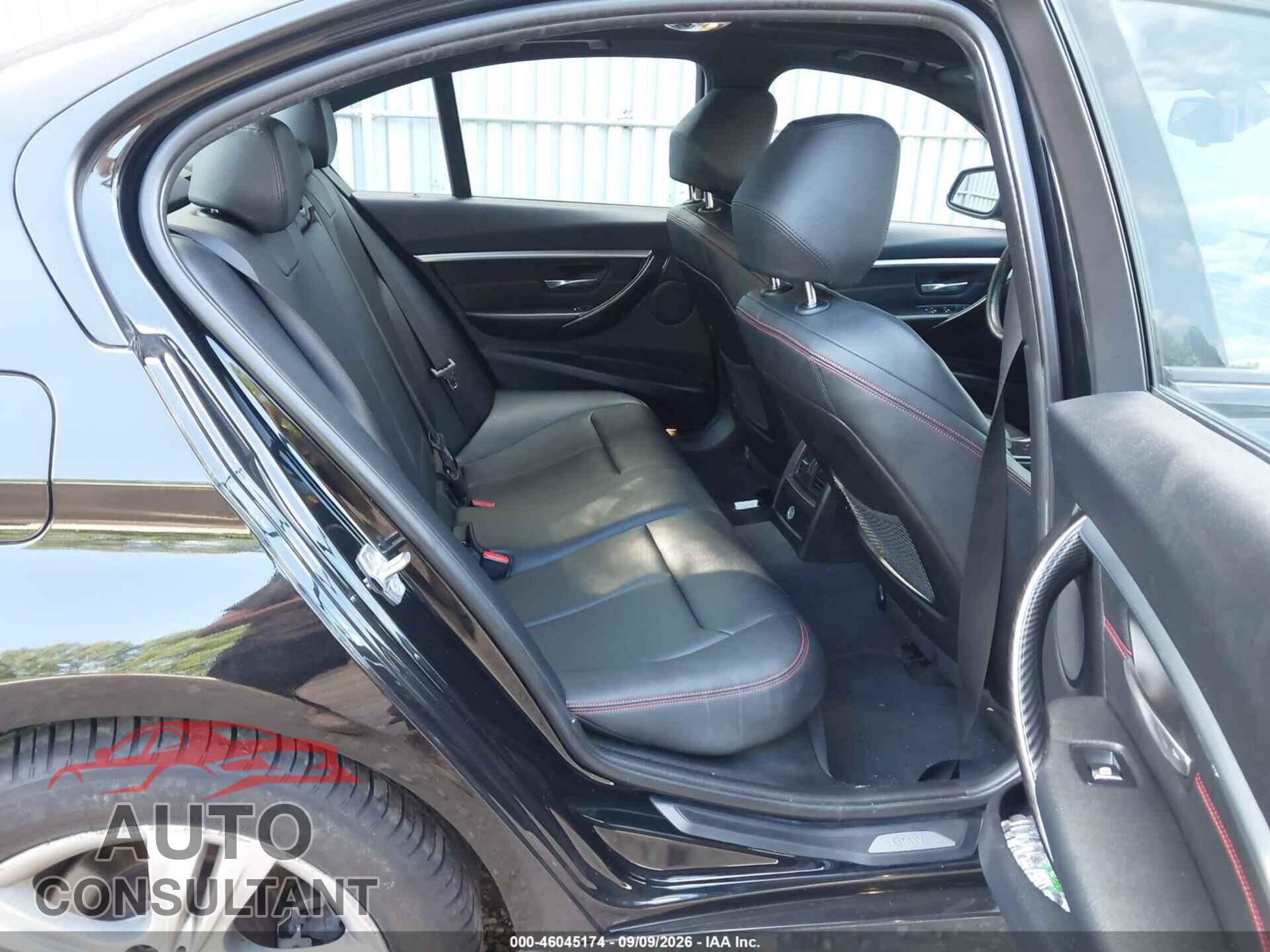 BMW 328I 2016 - WBA8E3G57GNU02678