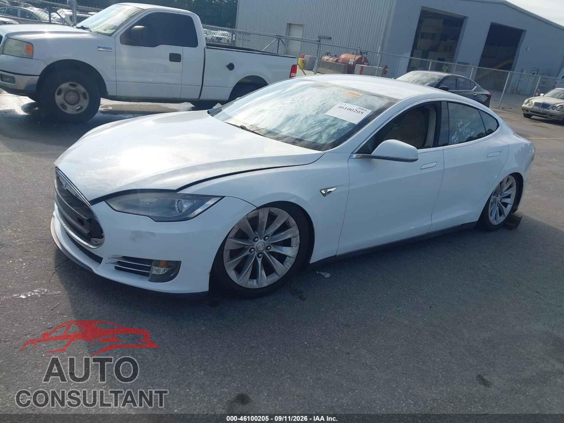 TESLA MODEL S 2013 - 5YJSA1CNXDFP12820