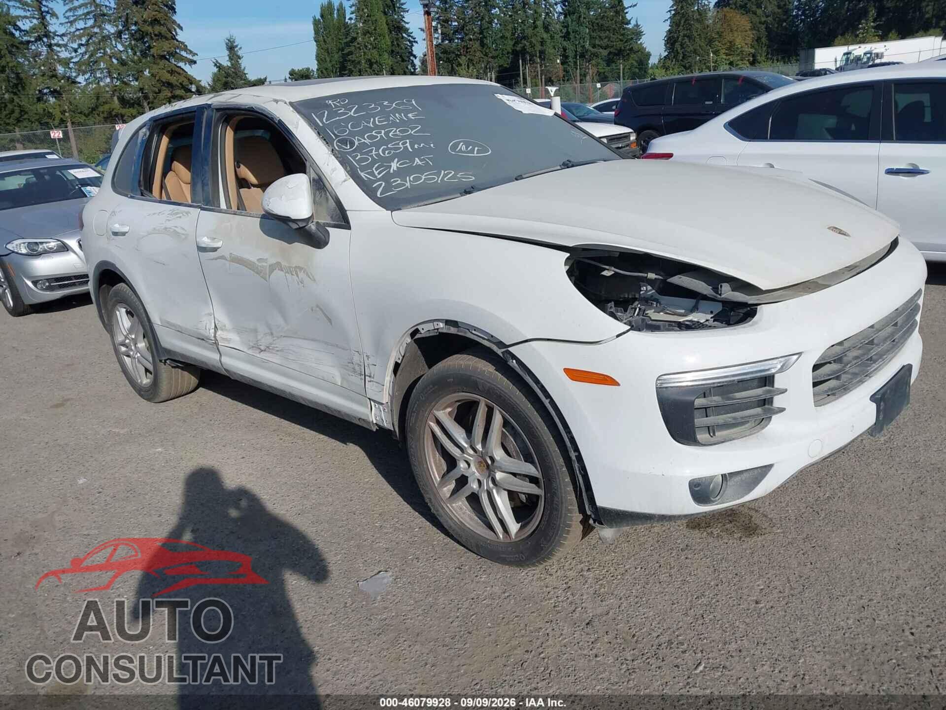PORSCHE CAYENNE 2016 - WP1AA2A23GLA09702