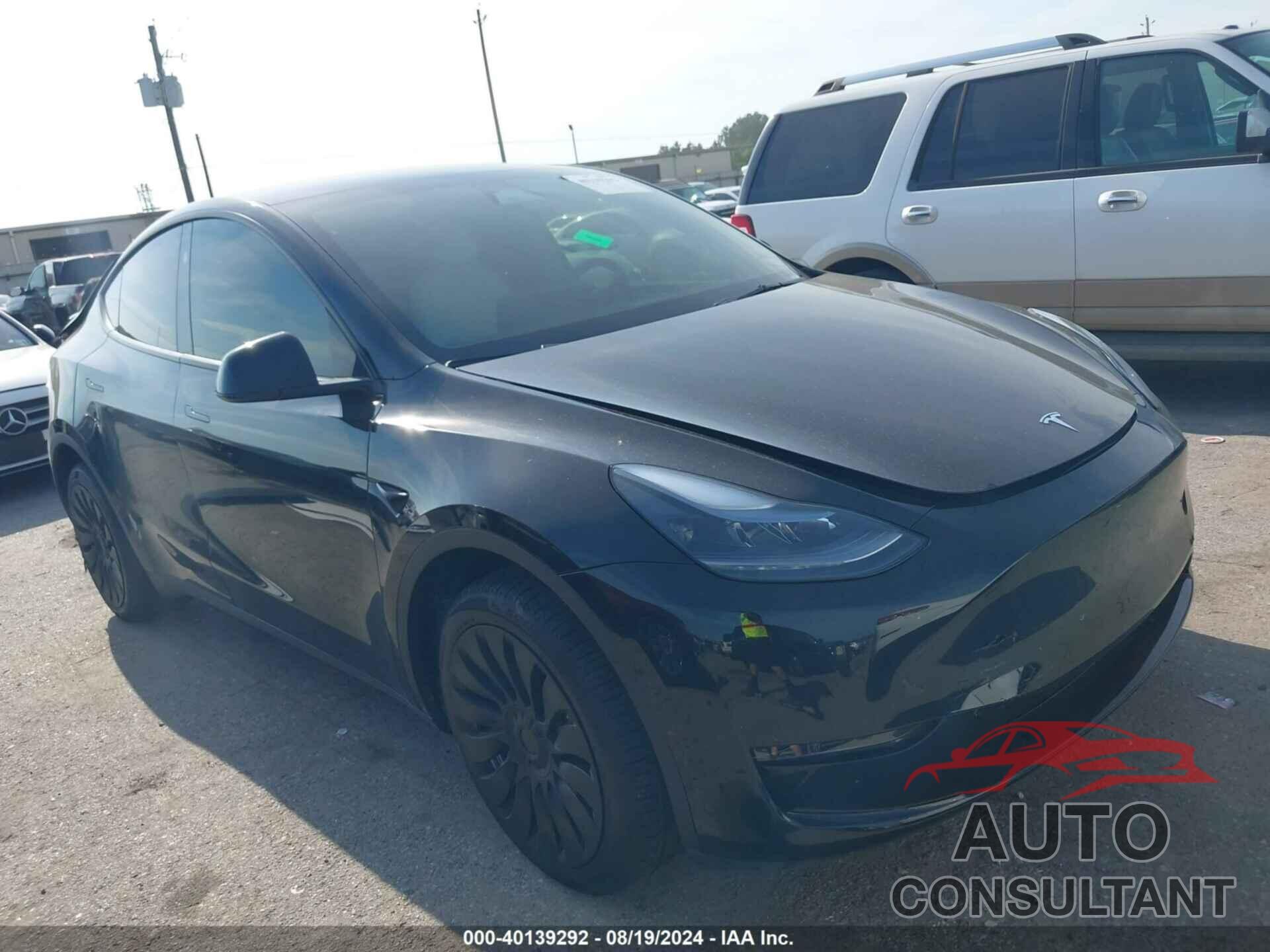 TESLA MODEL Y 2023 - 7SAYGDEE8PA210478