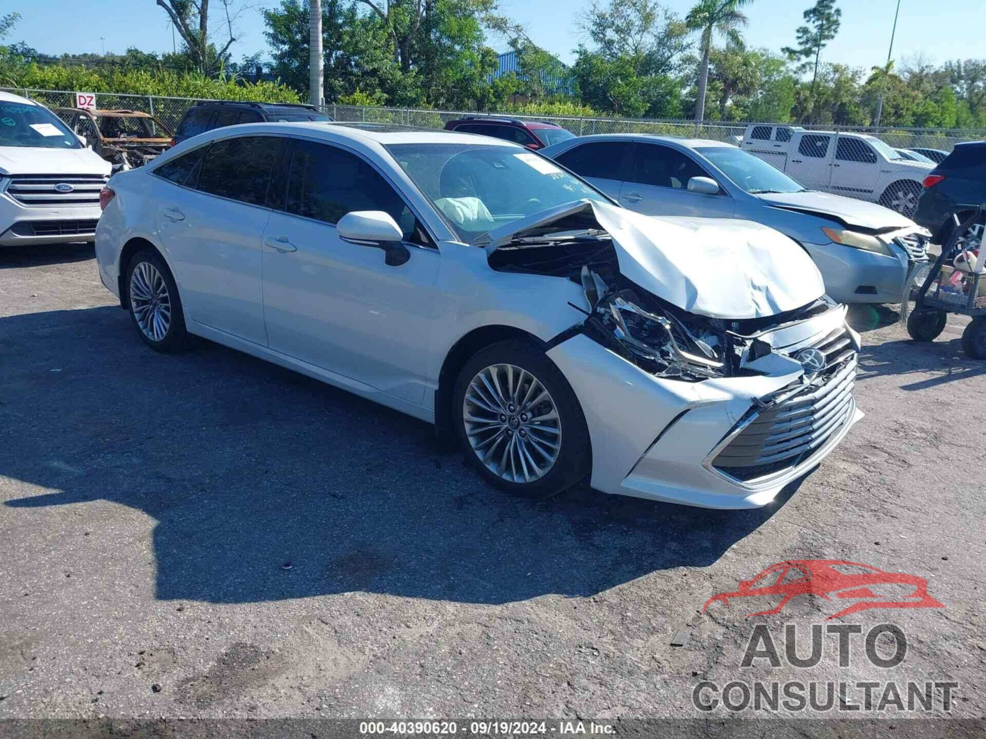 TOYOTA AVALON 2019 - 4T1BZ1FB0KU011603