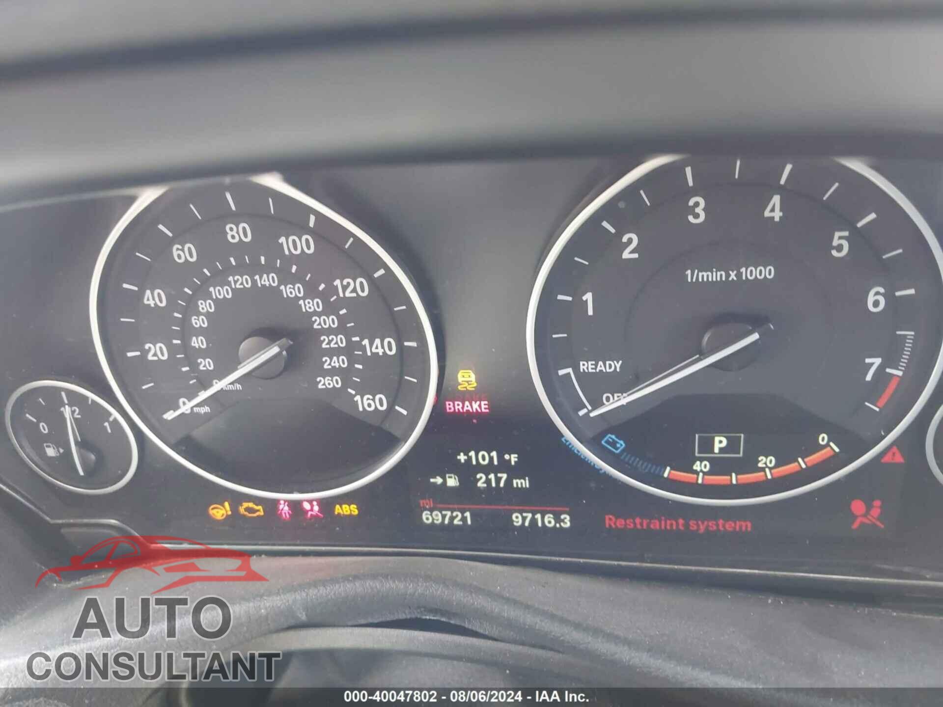 BMW 320I 2017 - WBA8A9C36HK864848