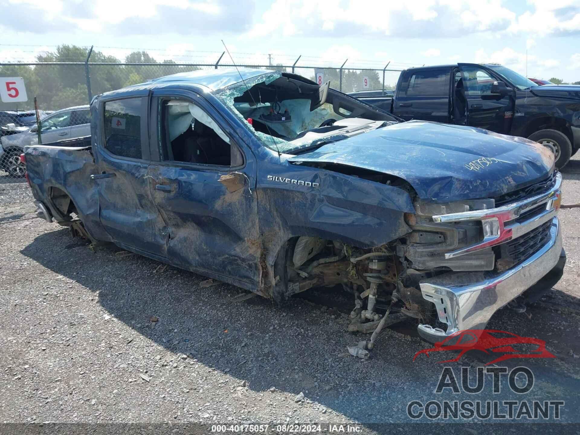 CHEVROLET SILVERADO 1500 2019 - 1GCUYDEDXKZ121081