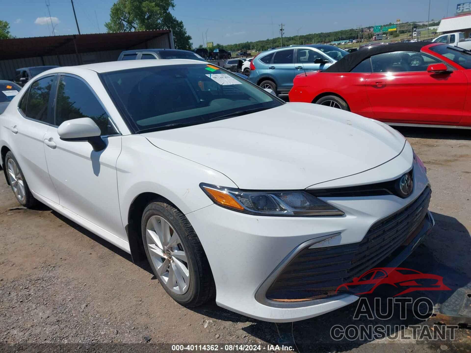 TOYOTA CAMRY 2023 - 4T1C11AK9PU730911