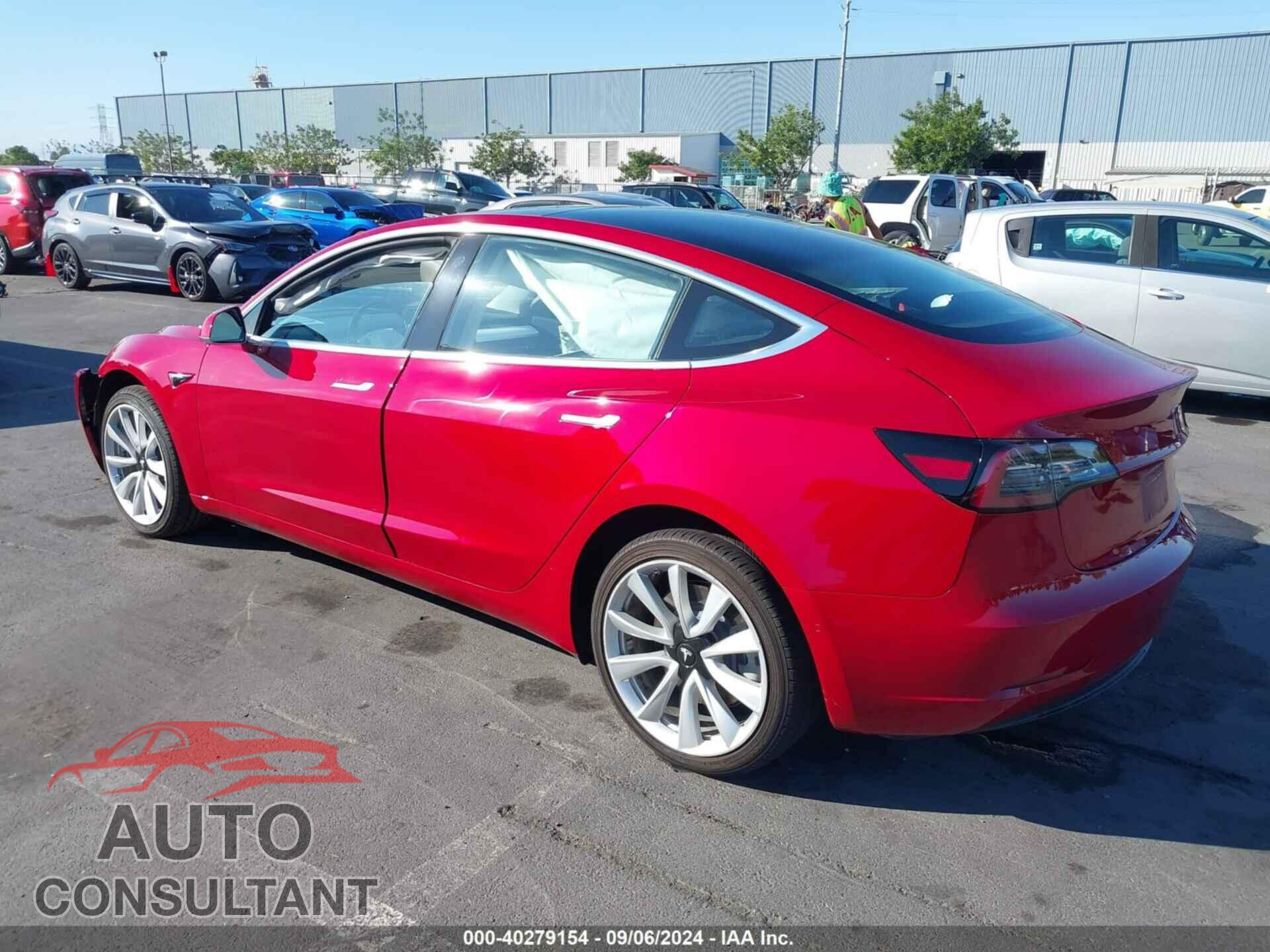 TESLA MODEL 3 2018 - 5YJ3E1EB0JF097556