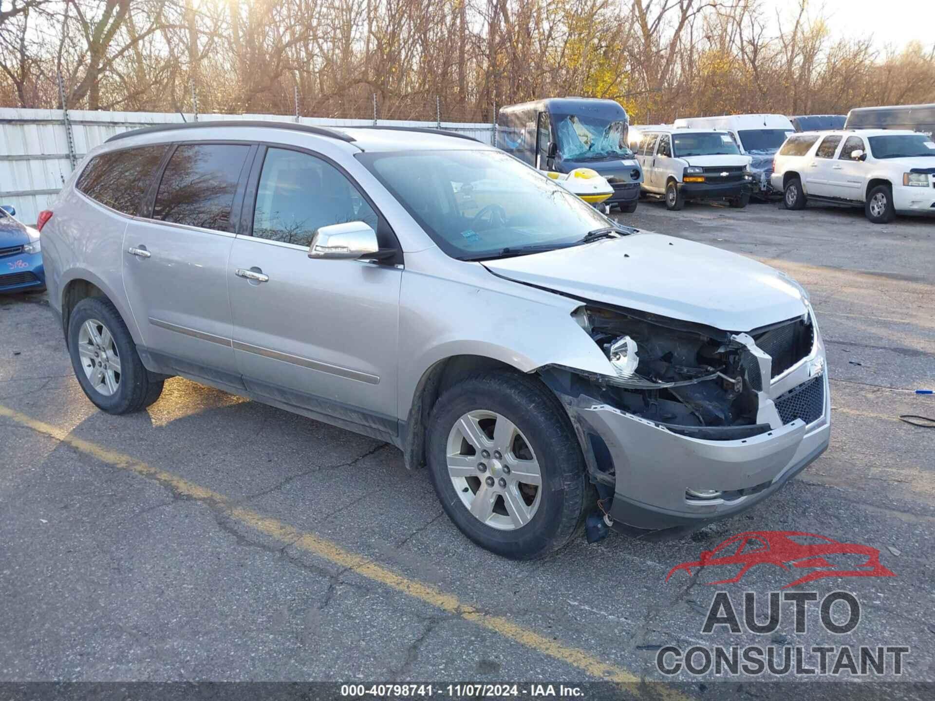 CHEVROLET TRAVERSE 2011 - 1GNKRGED6BJ156163