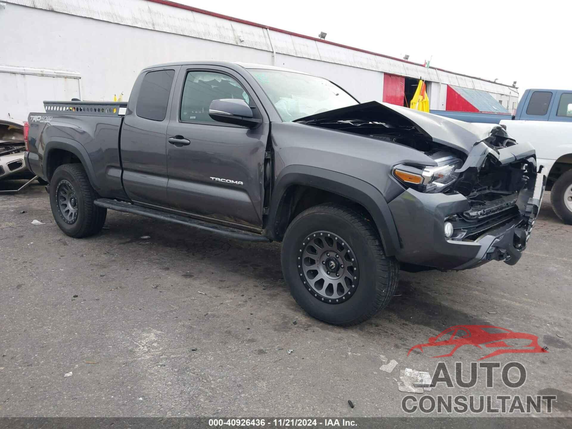 TOYOTA TACOMA 2017 - 5TFSZ5AN8HX106396