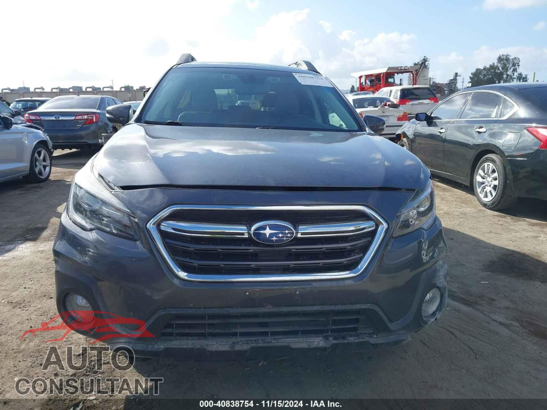 SUBARU OUTBACK 2018 - 4S4BSANC2J3201213