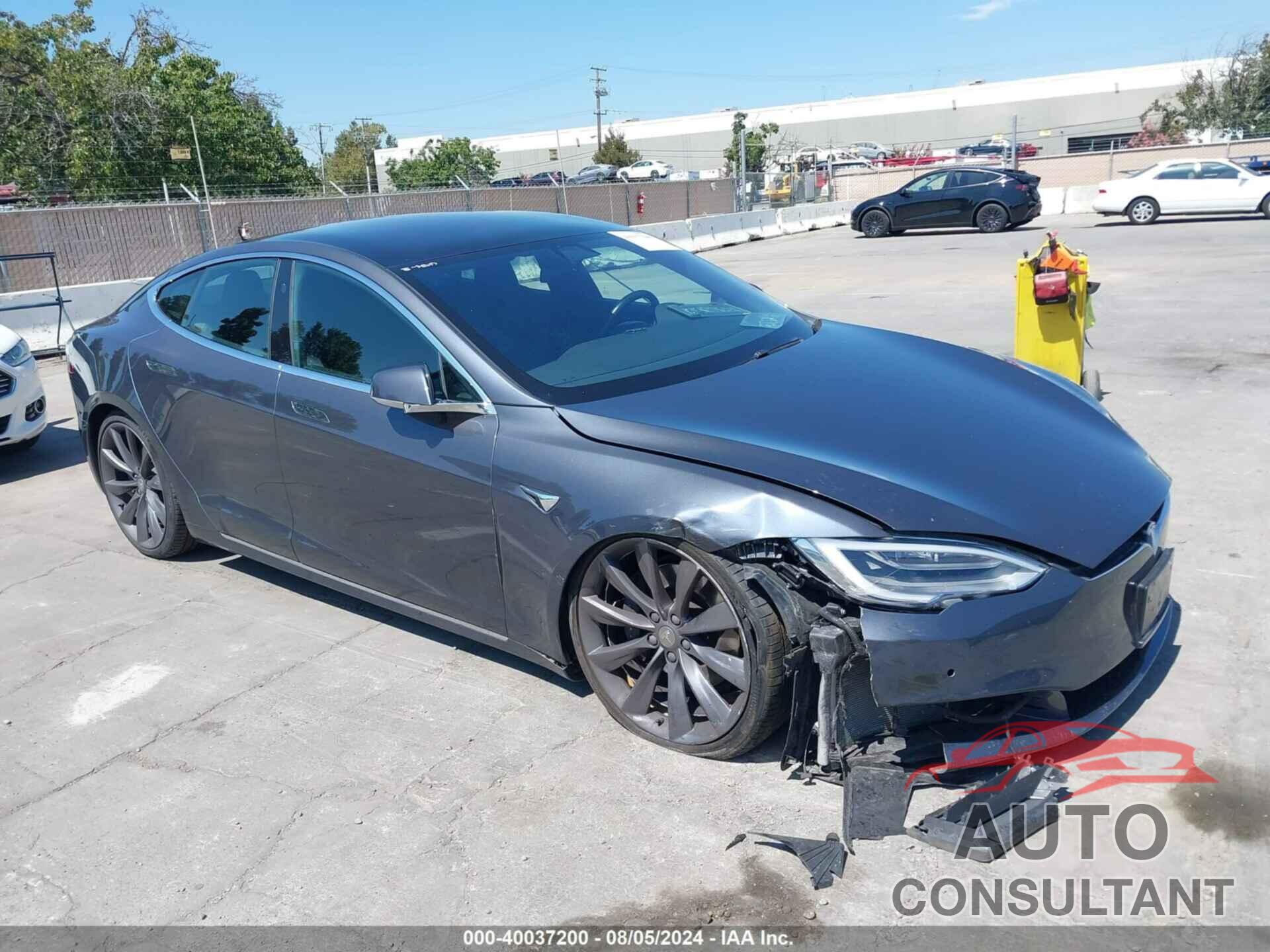 TESLA MODEL S 2018 - 5YJSA1E24JF297220