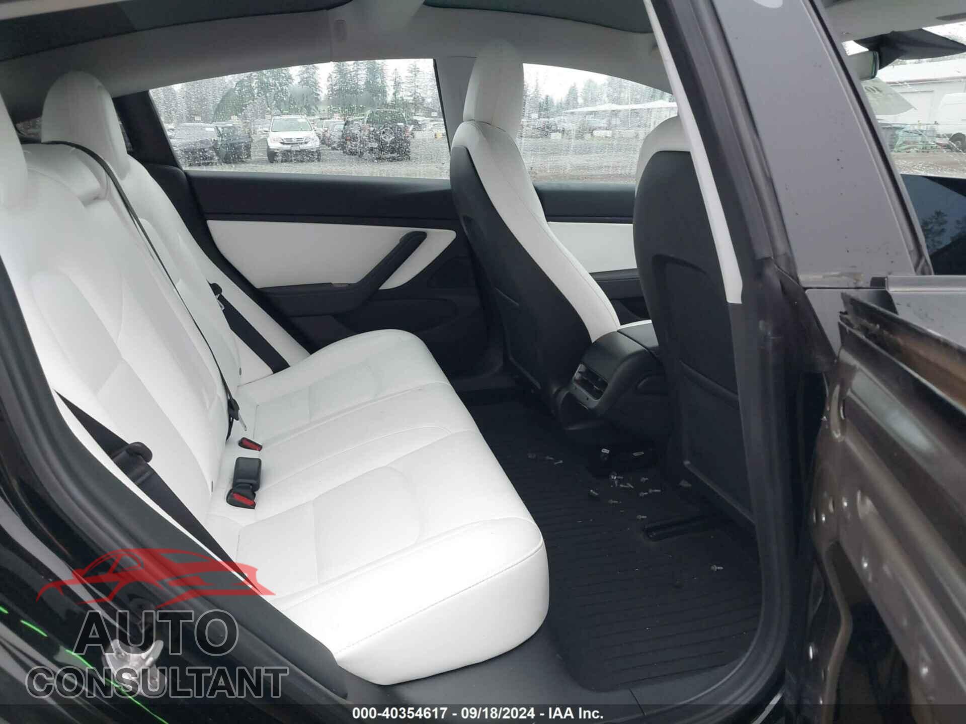 TESLA MODEL 3 2019 - 5YJ3E1EA2KF311925