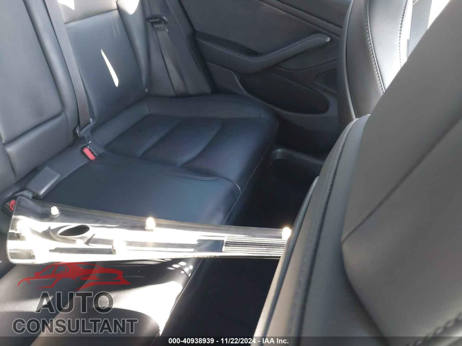 TESLA MODEL 3 2019 - 5YJ3E1EA4KF299521