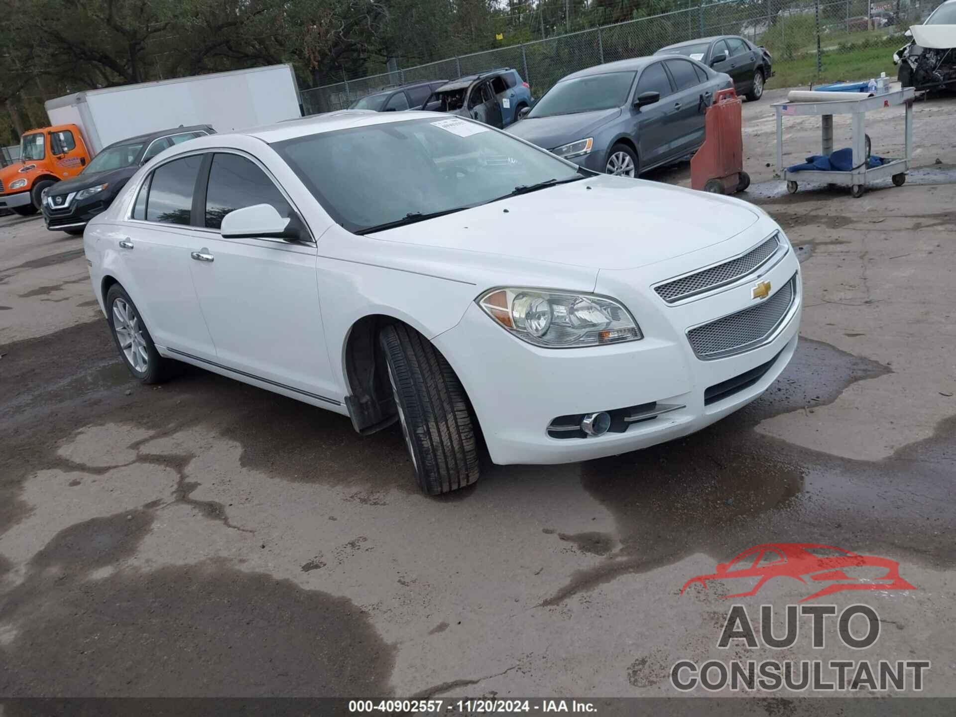 CHEVROLET MALIBU 2011 - 1G1ZE5E17BF328757