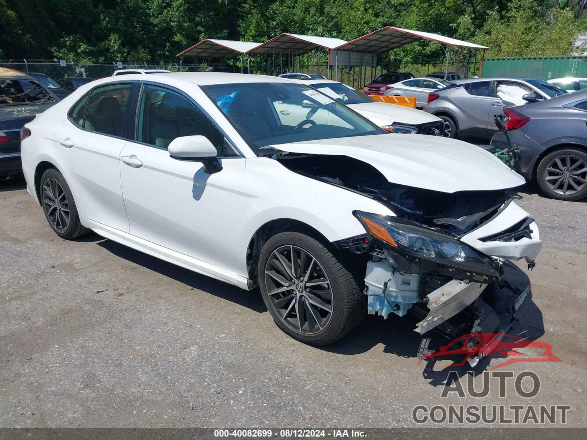 TOYOTA CAMRY 2021 - 4T1G11AKXMU525661