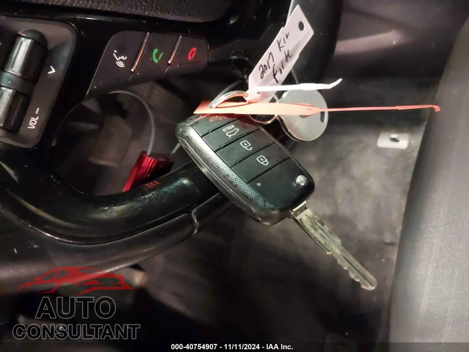 KIA FORTE 2017 - 3KPFL4A72HE048655