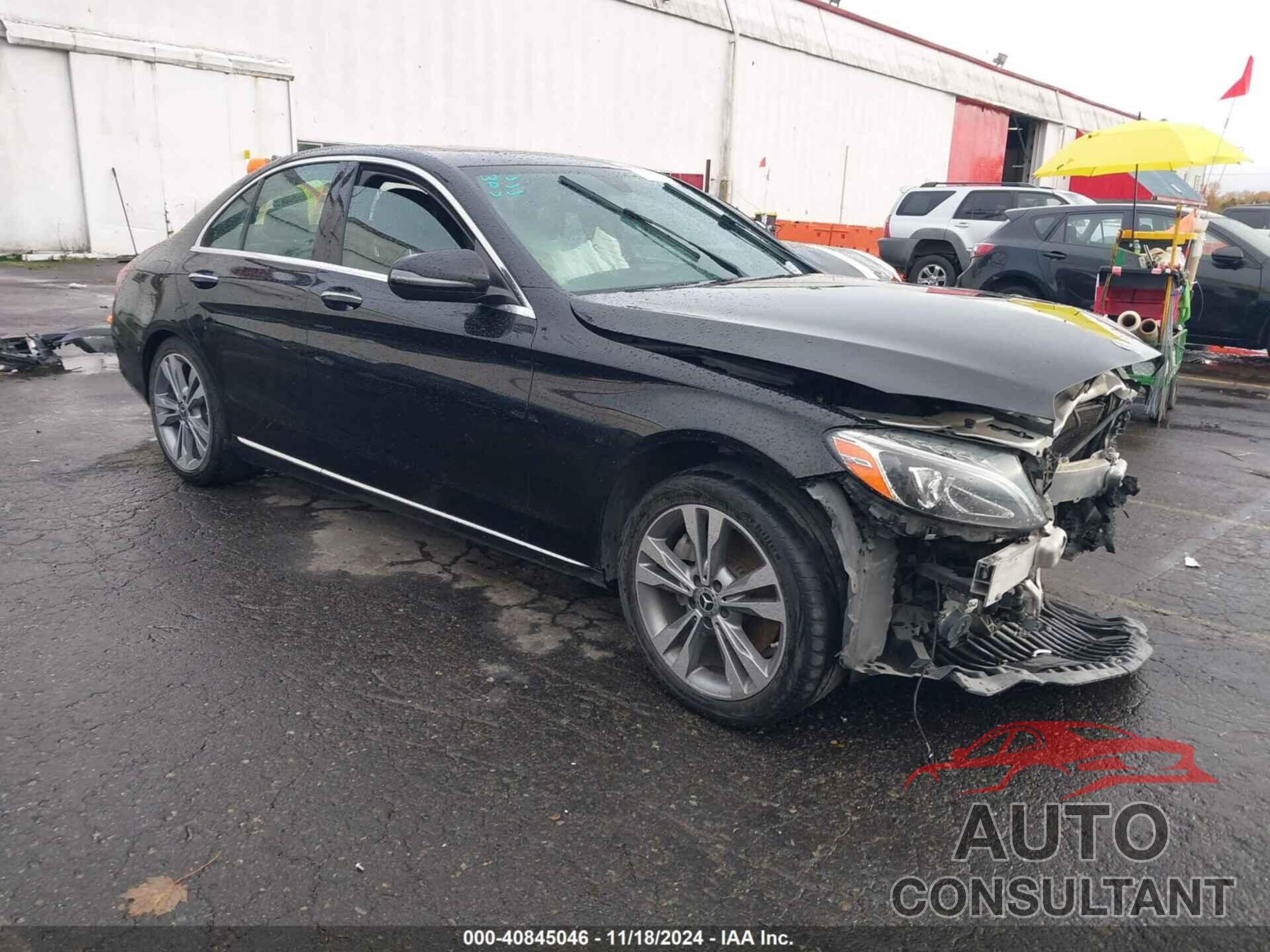 MERCEDES-BENZ C 300 2018 - 55SWF4JB2JU265097