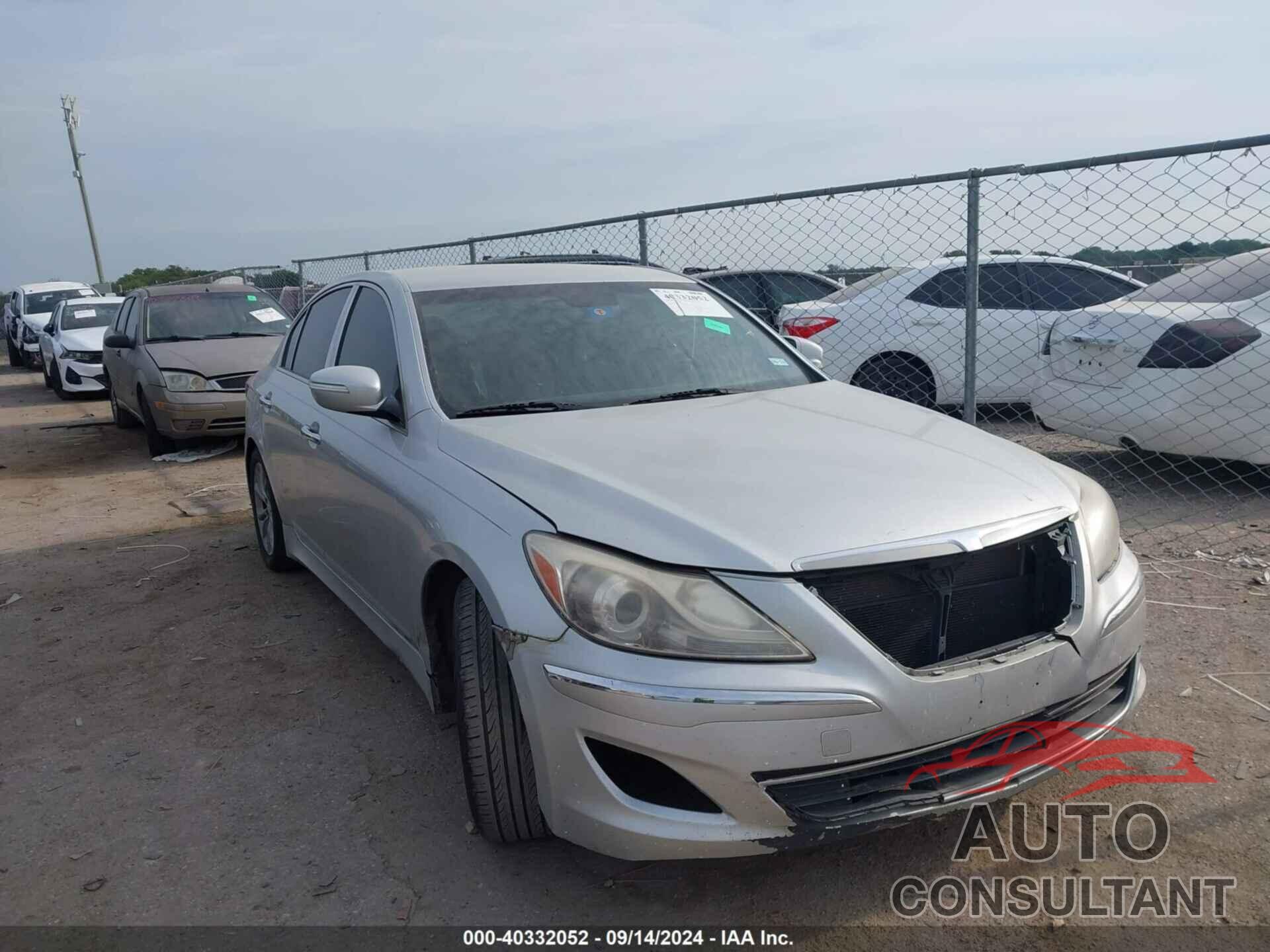 HYUNDAI GENESIS 2013 - KMHGC4DD1DU226343