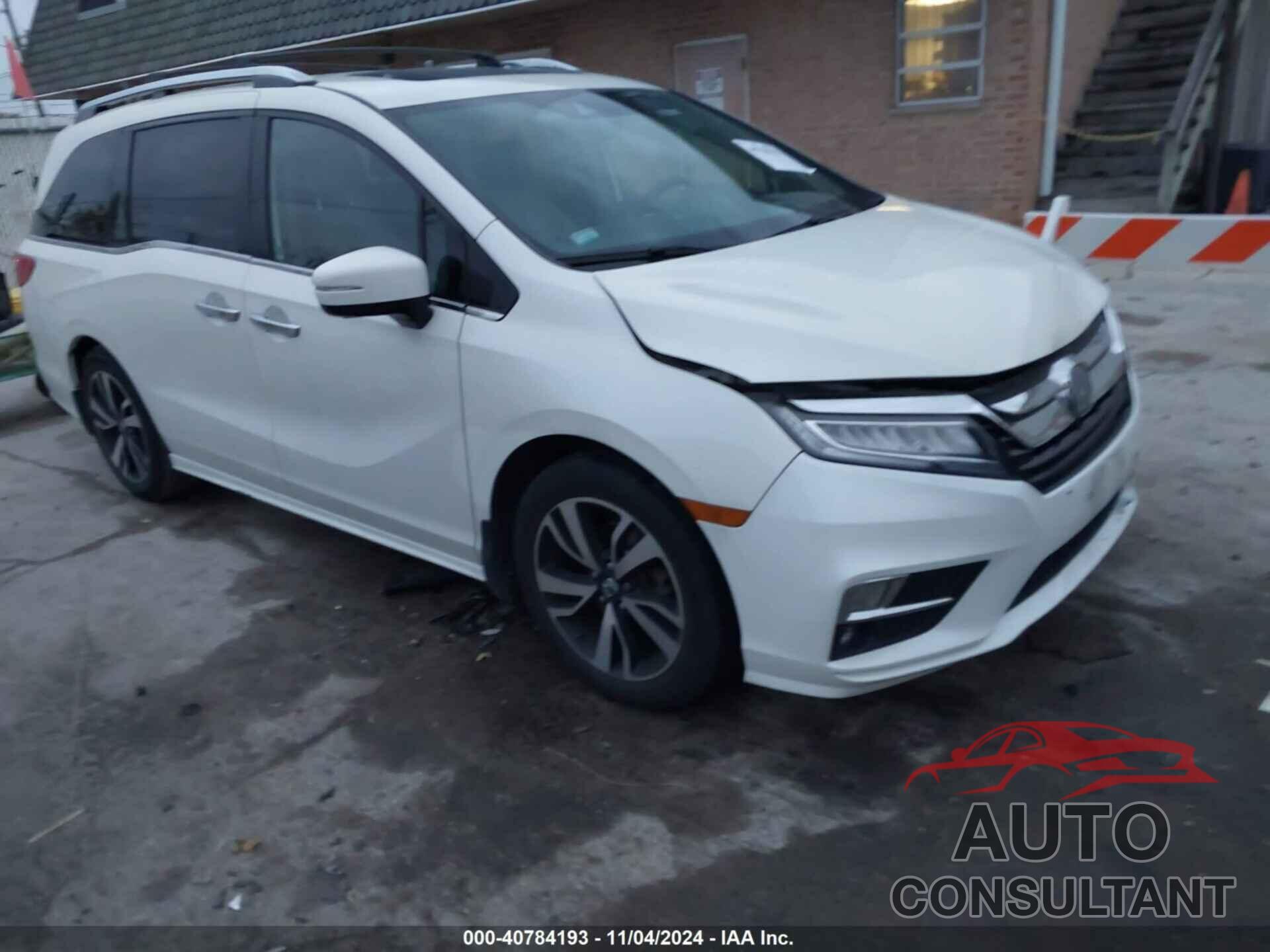 HONDA ODYSSEY 2018 - 5FNRL6H9XJB040318