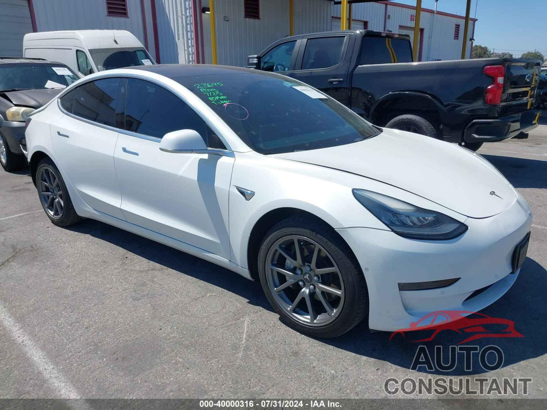 TESLA MODEL 3 2018 - 5YJ3E1EA9JF046001