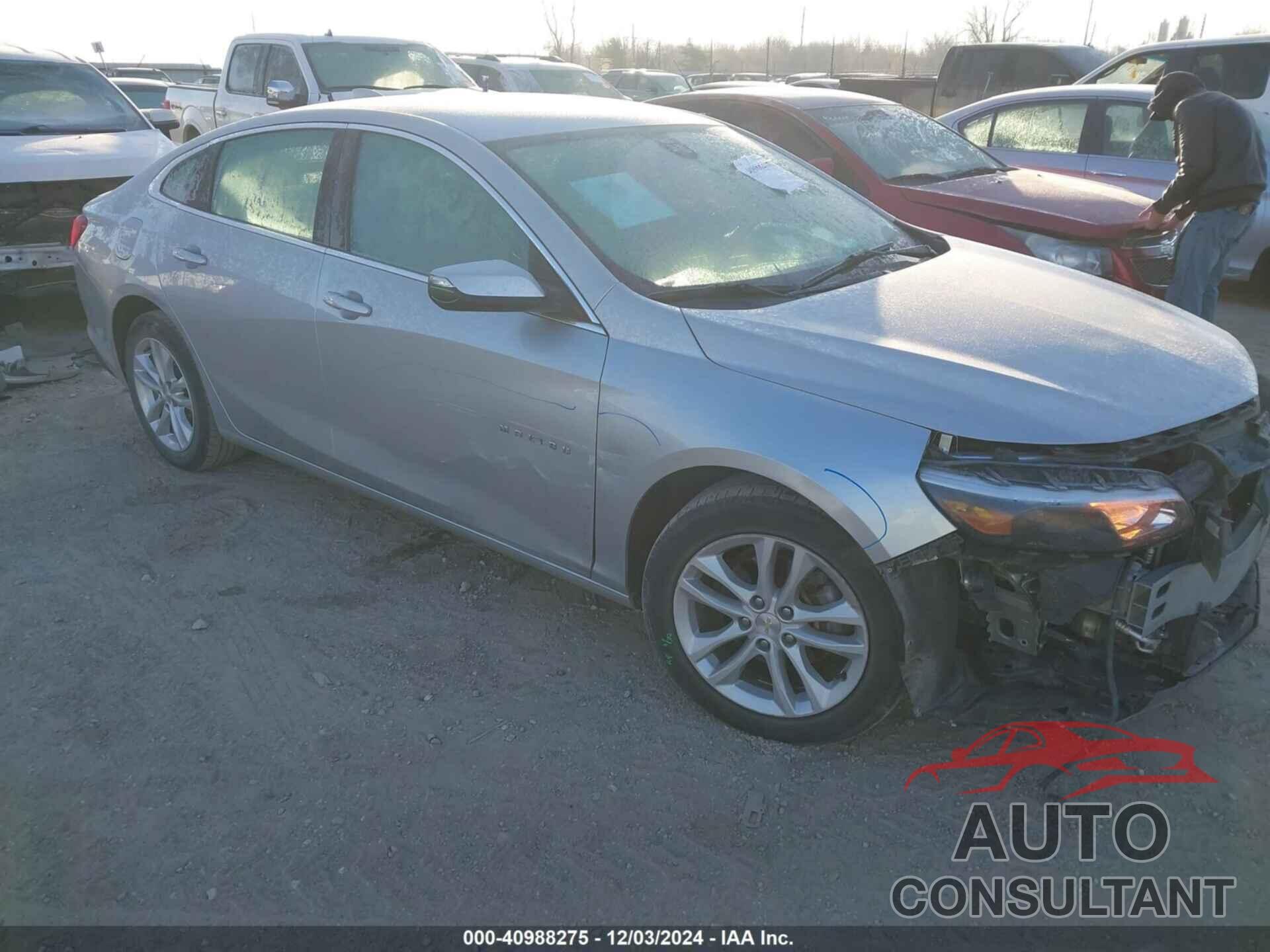 CHEVROLET MALIBU 2018 - 1G1ZD5ST8JF232689