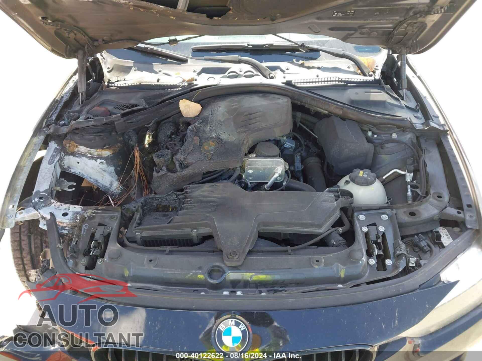 BMW 320I 2016 - WBA8E1G54GNU11648