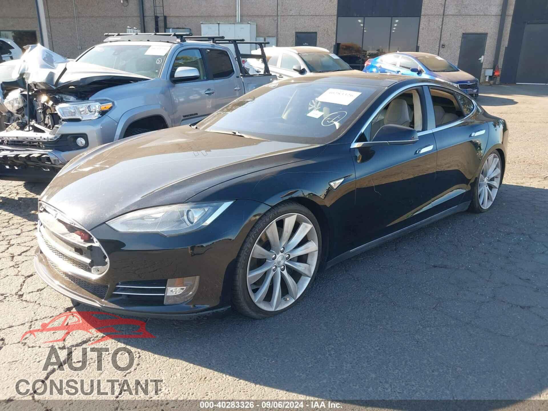 TESLA MODEL S 2013 - 5YJSA1CN9DFP13926