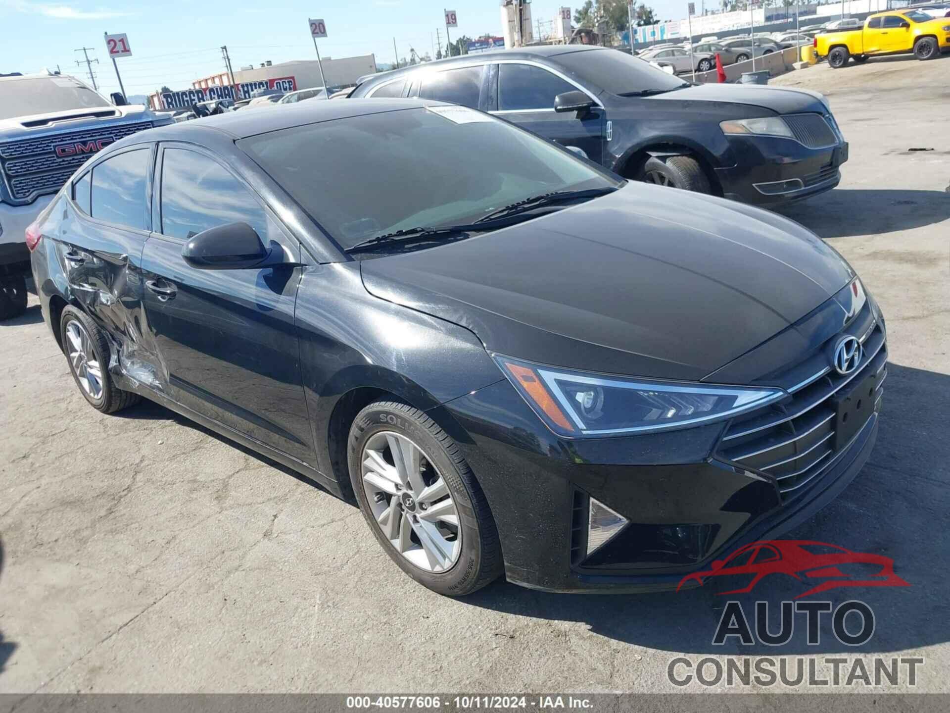 HYUNDAI ELANTRA 2020 - 5NPD84LF5LH579821