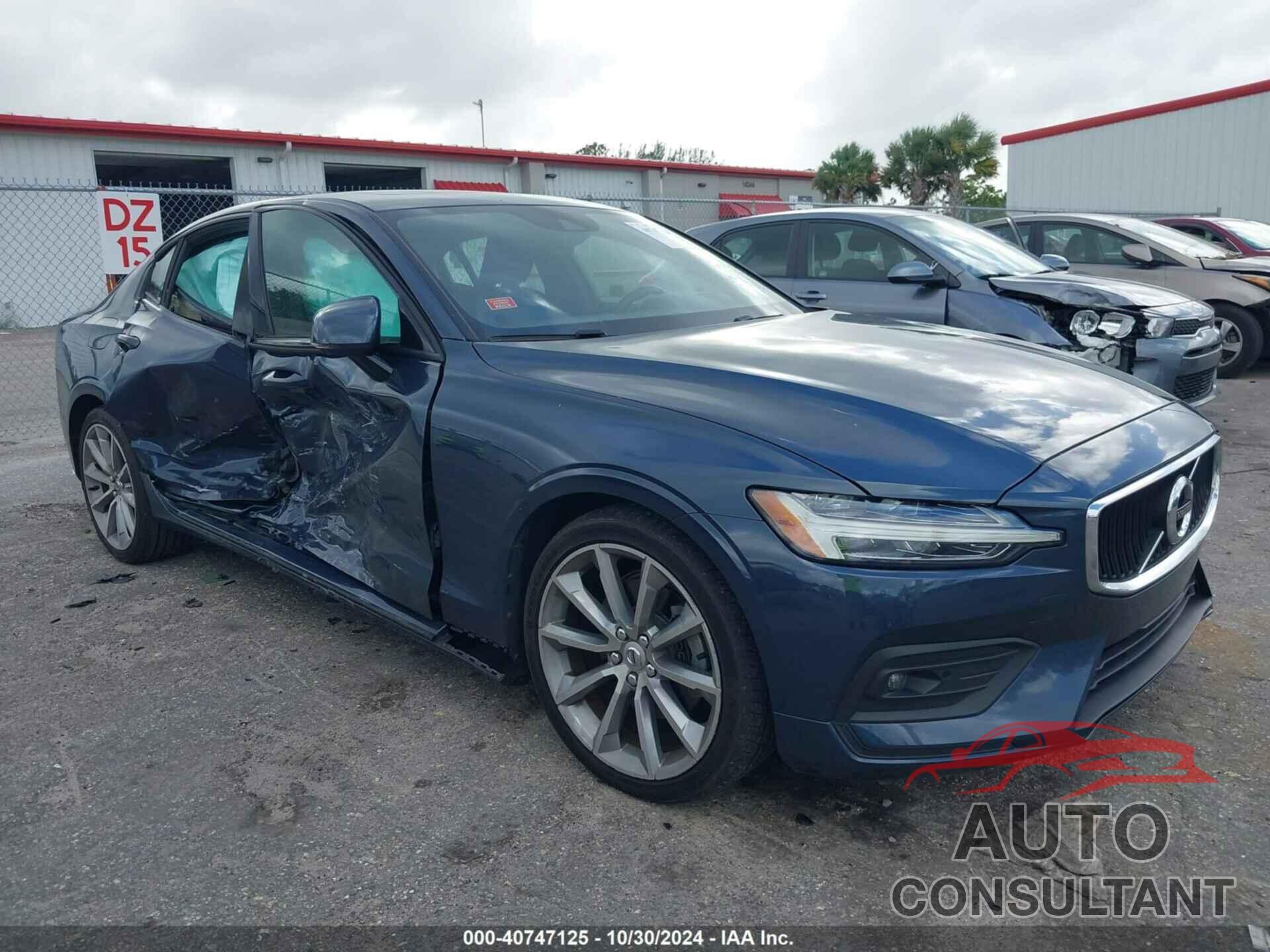 VOLVO S60 2021 - 7JR102FK2MG093353