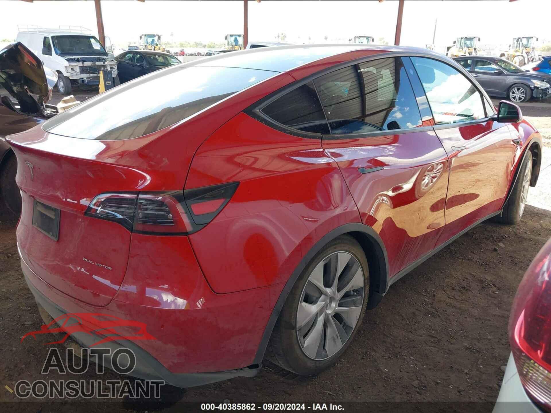 TESLA MODEL Y 2023 - 7SAYGDEE2PF663823