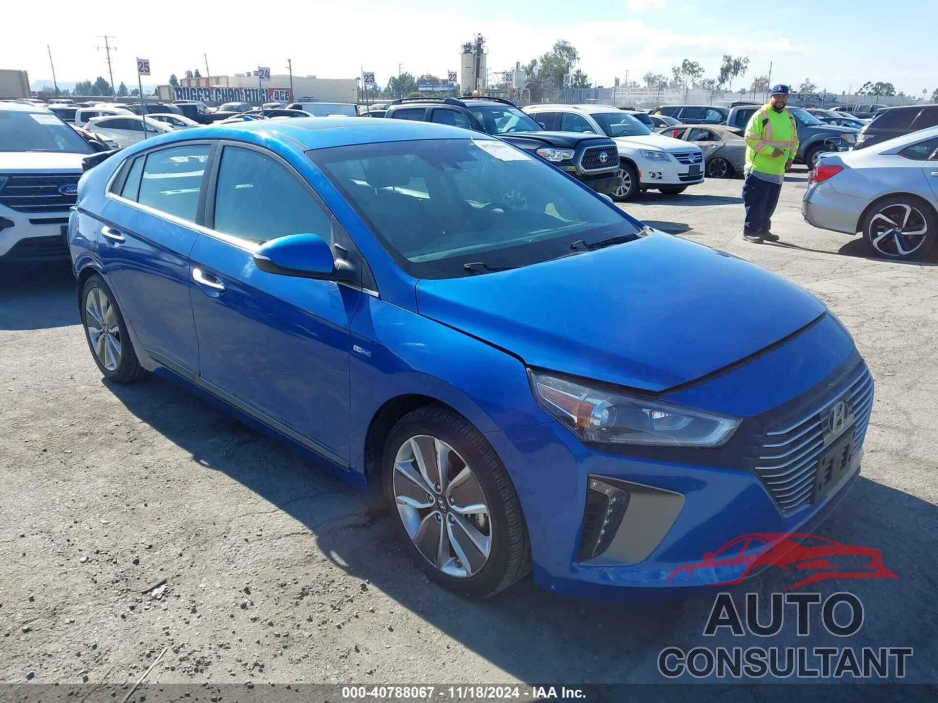 HYUNDAI IONIQ HYBRID 2018 - KMHC05LC2JU073831