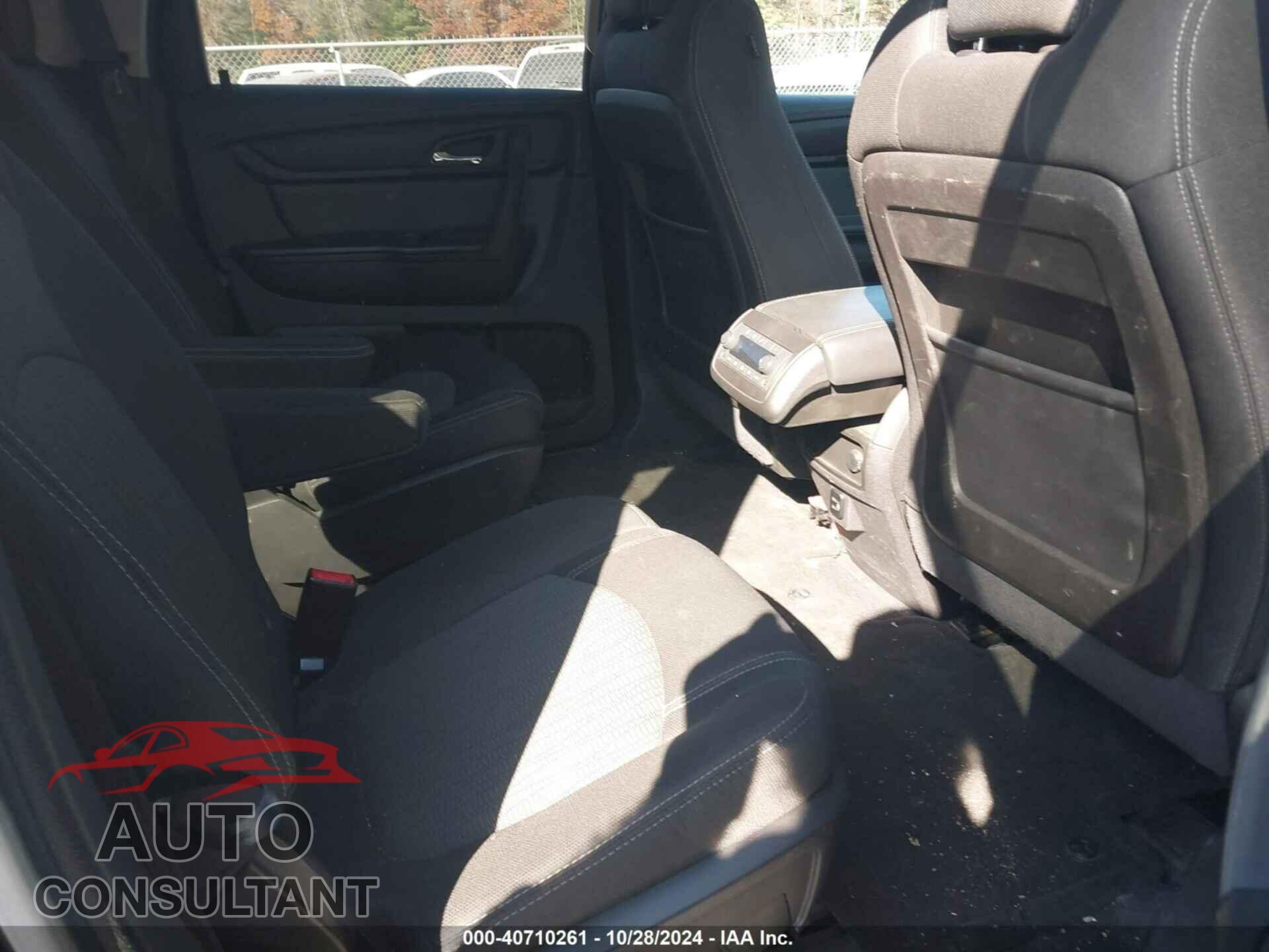 CHEVROLET TRAVERSE 2017 - 1GNKVHKD2HJ237627