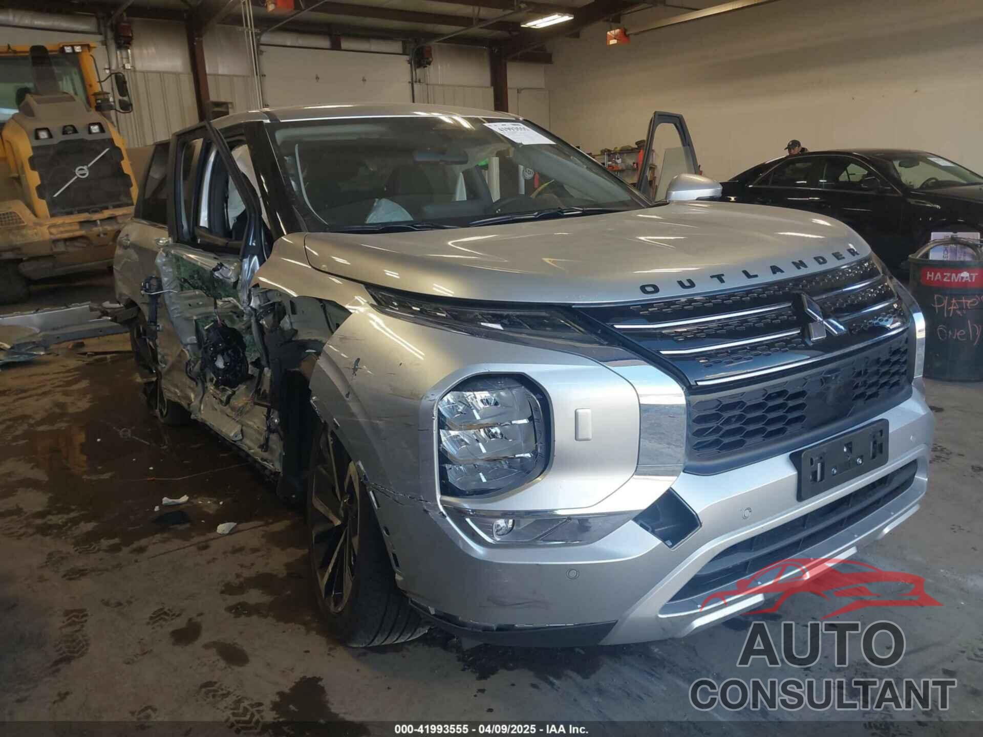 MITSUBISHI OUTLANDER 2024 - JA4J4VA88RZ087434