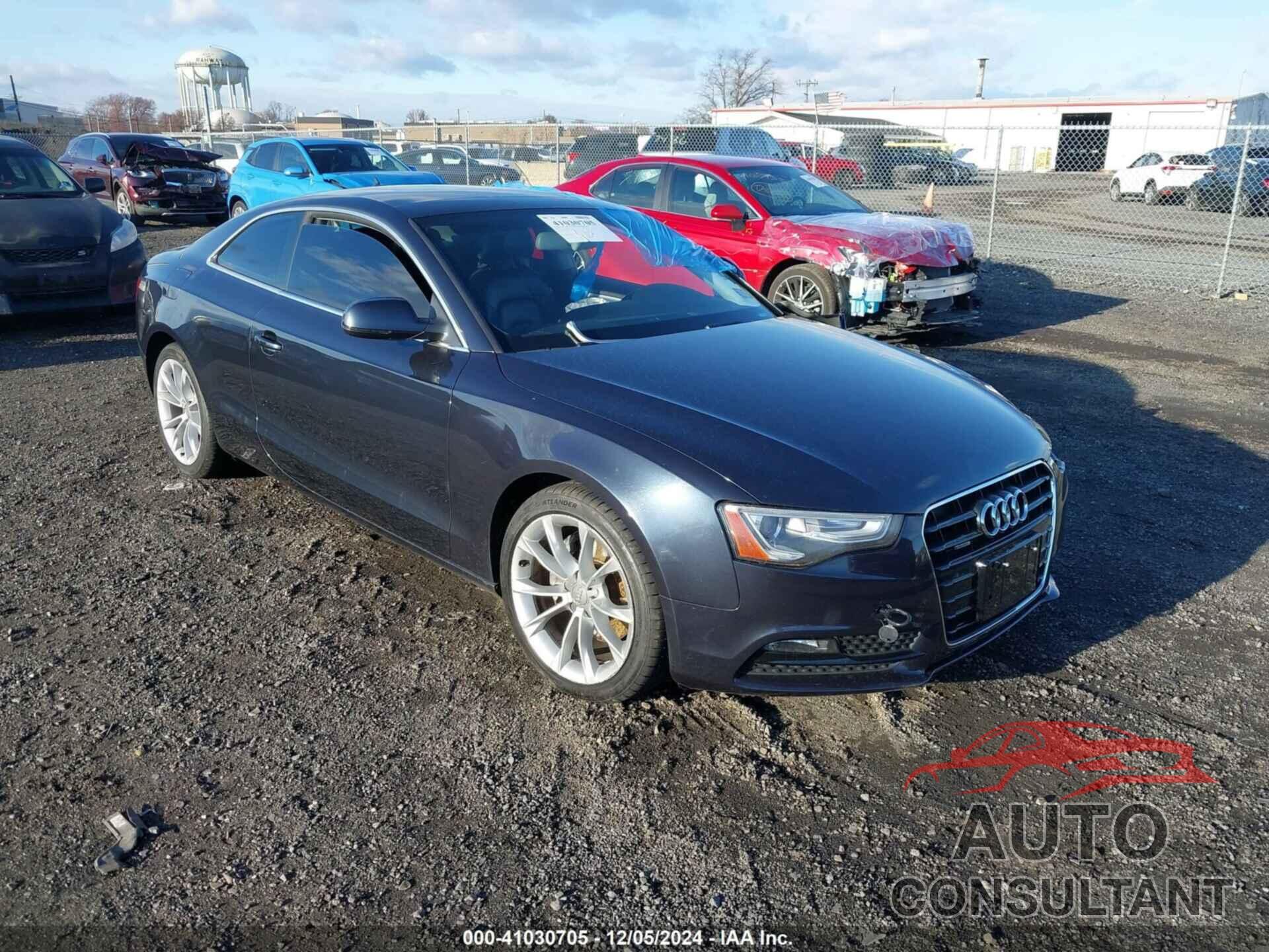 AUDI A5 2013 - WAULFAFR0DA002044